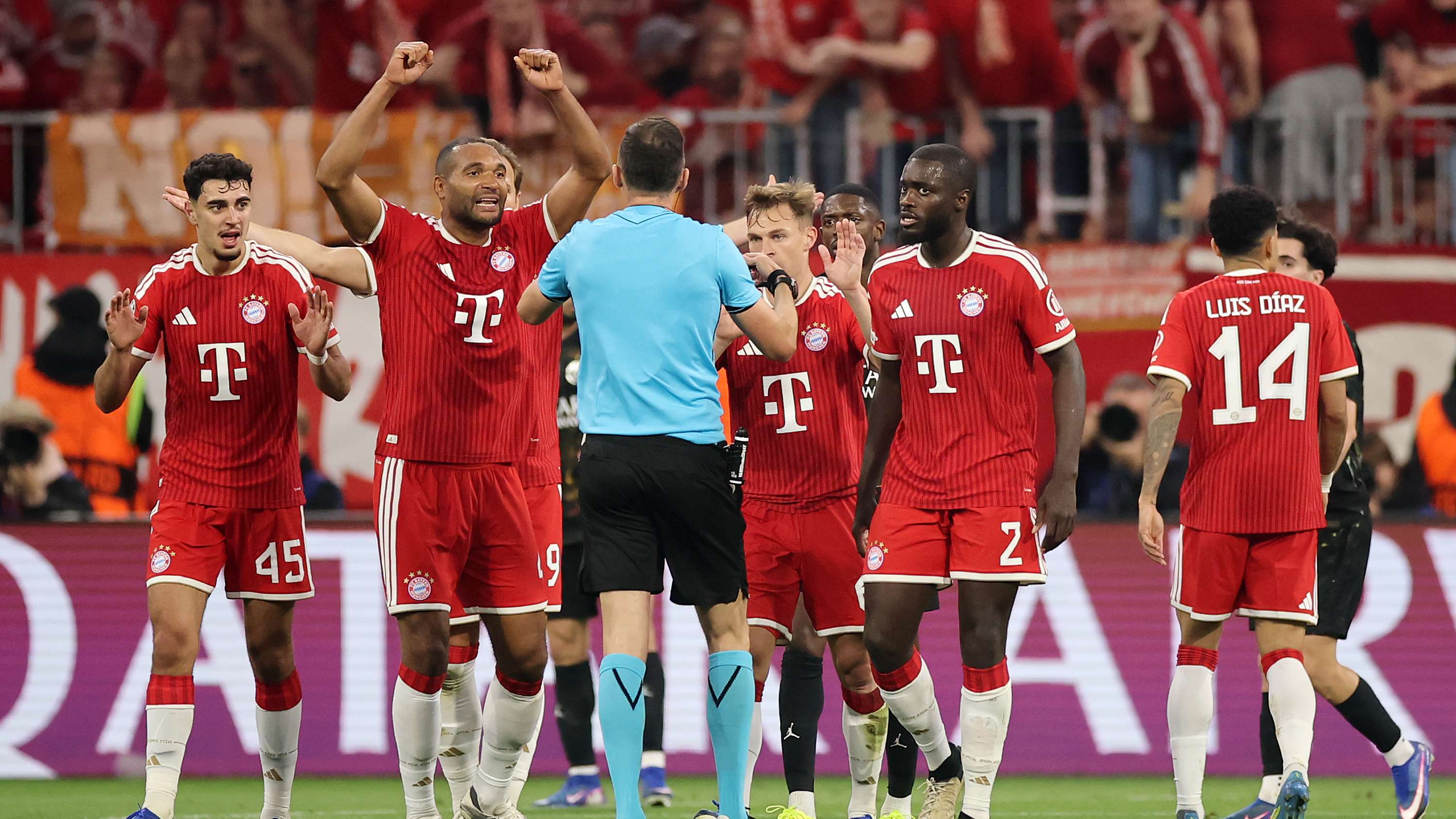 FC Bayern München v Paris Saint-Germain - UEFA Champions League 2025/26 Semi Final Second Leg