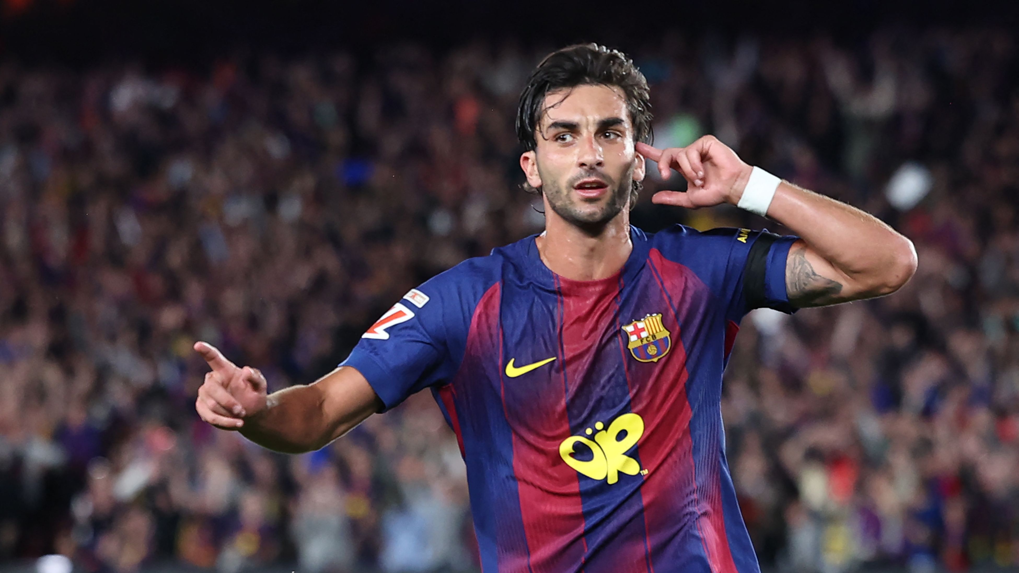 عاجل.. برشلونة يعلن انتقال توريس إلى سان جيرمان