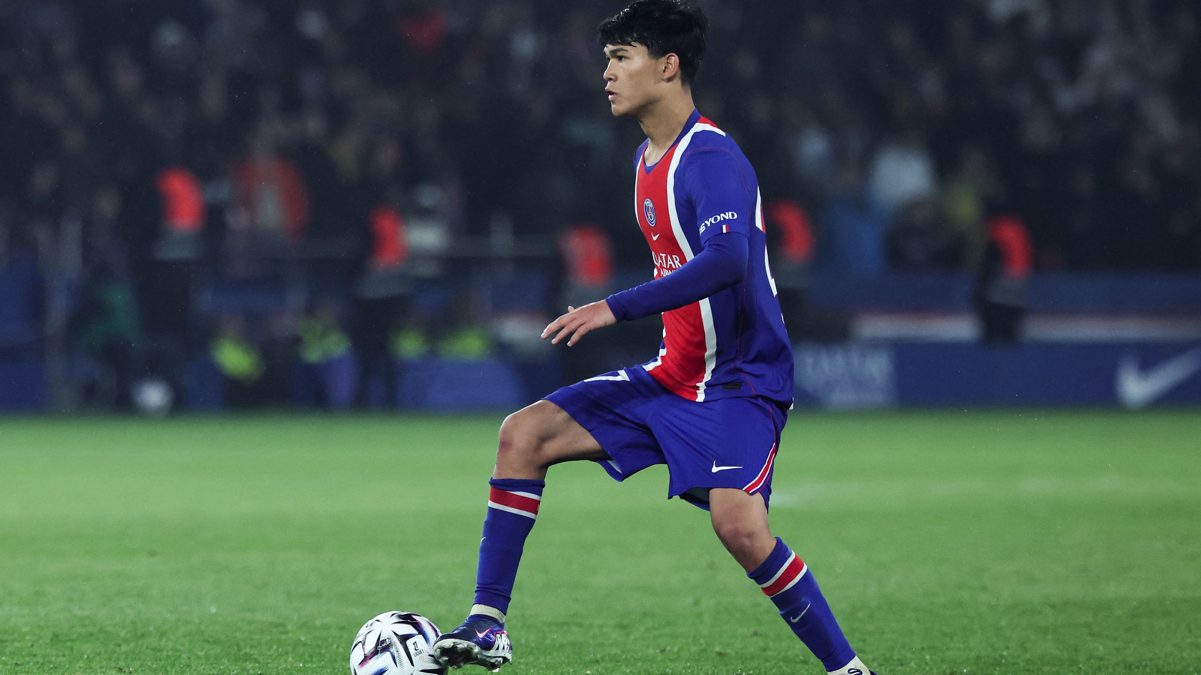 FBL-FRA-LIGUE1-PSG-BREST