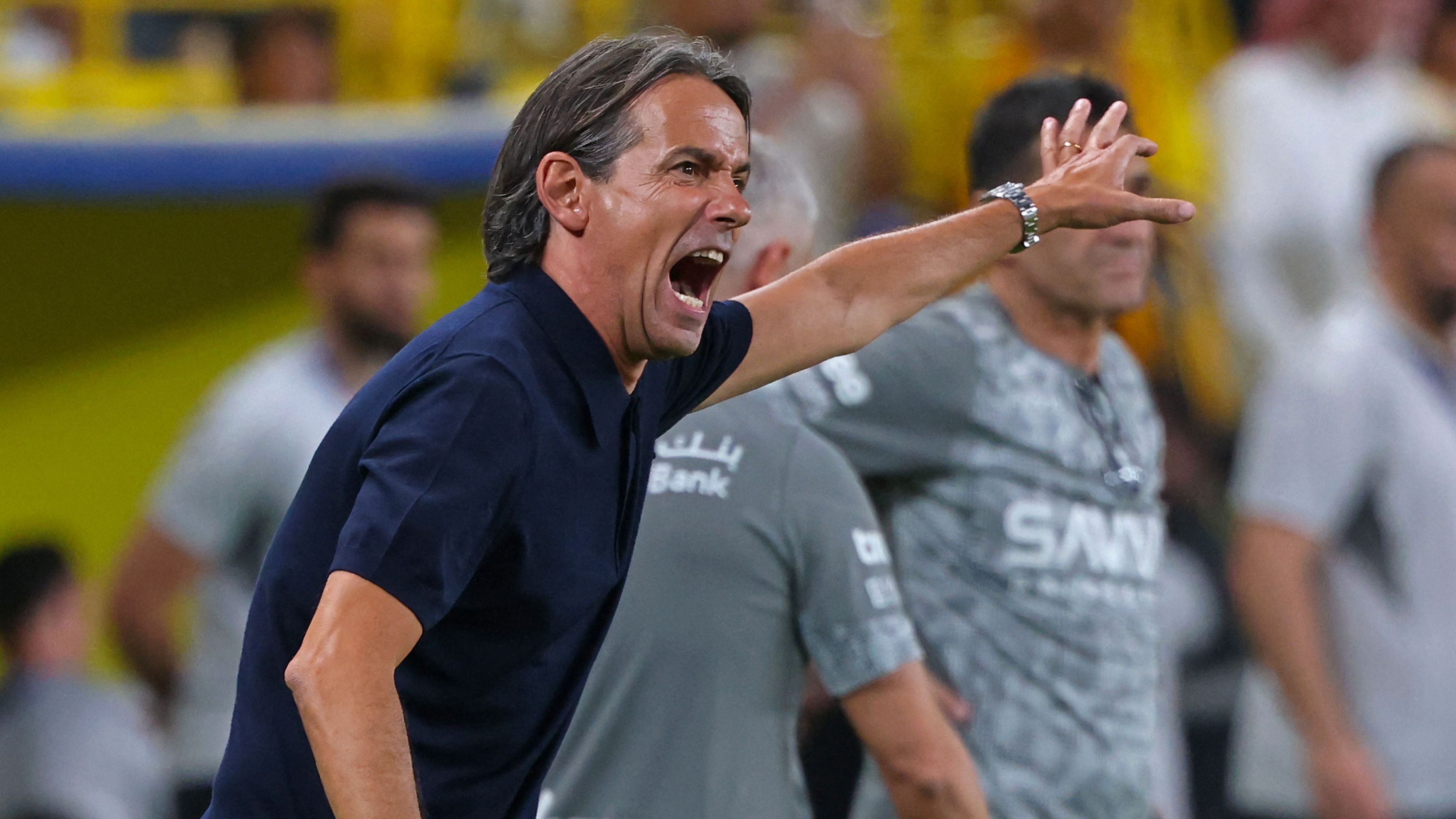 فيديو: البديل الذهبي يحرج إنزاجي والدوسري من جديد