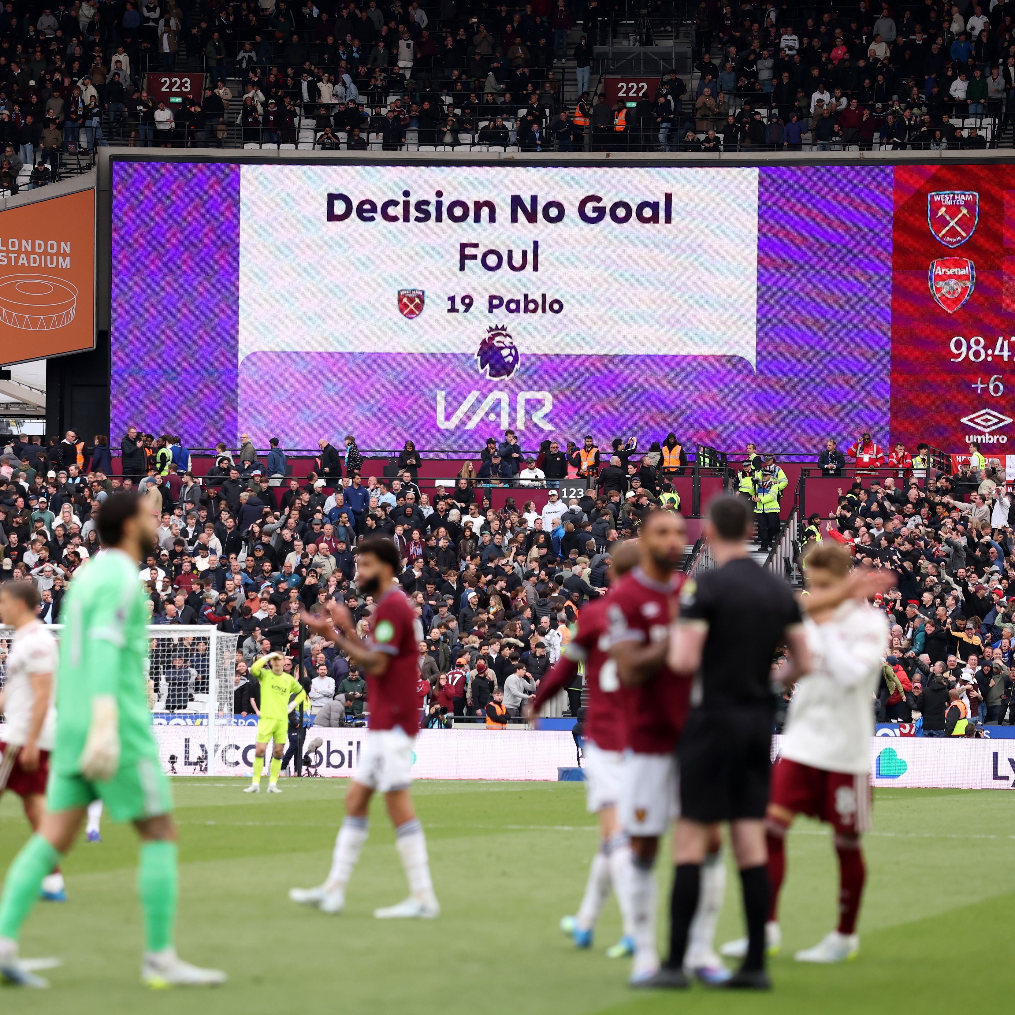 West Ham United v Arsenal - Premier League