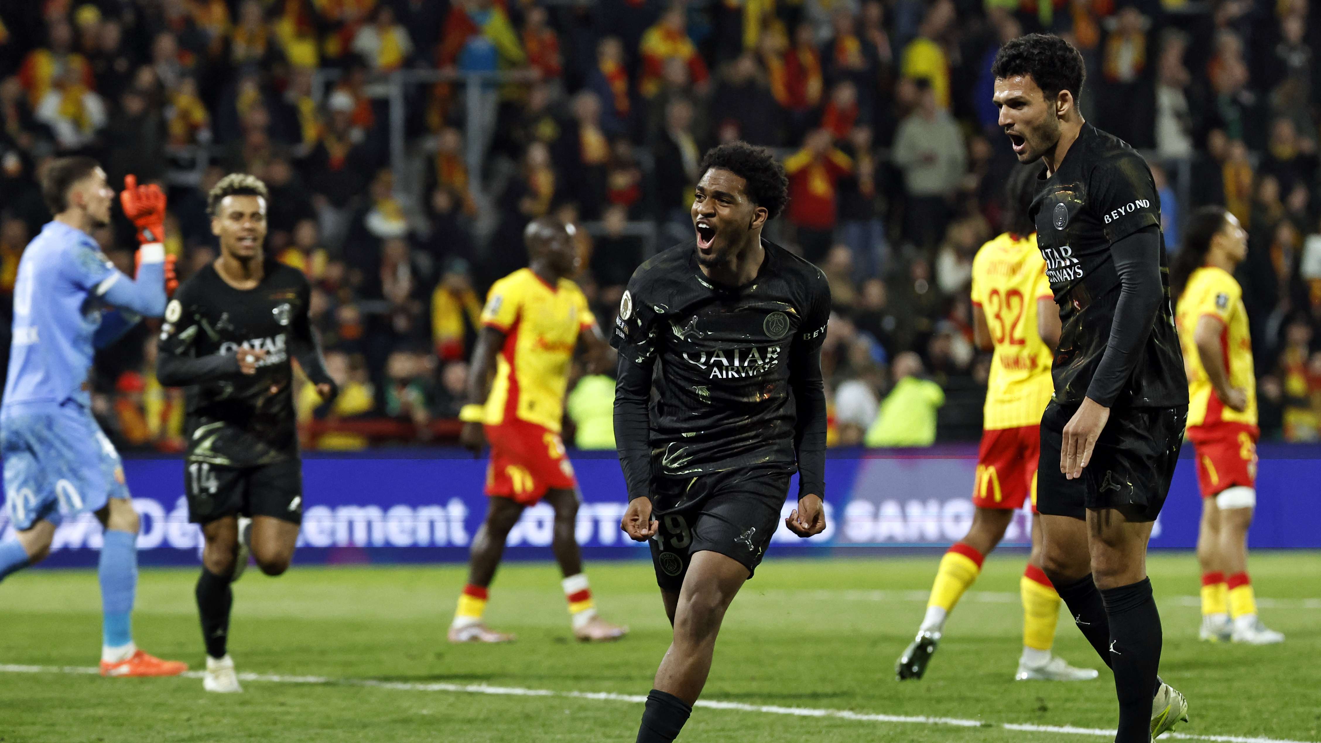 FBL-FRA-LIGUE1-LENS-PSG