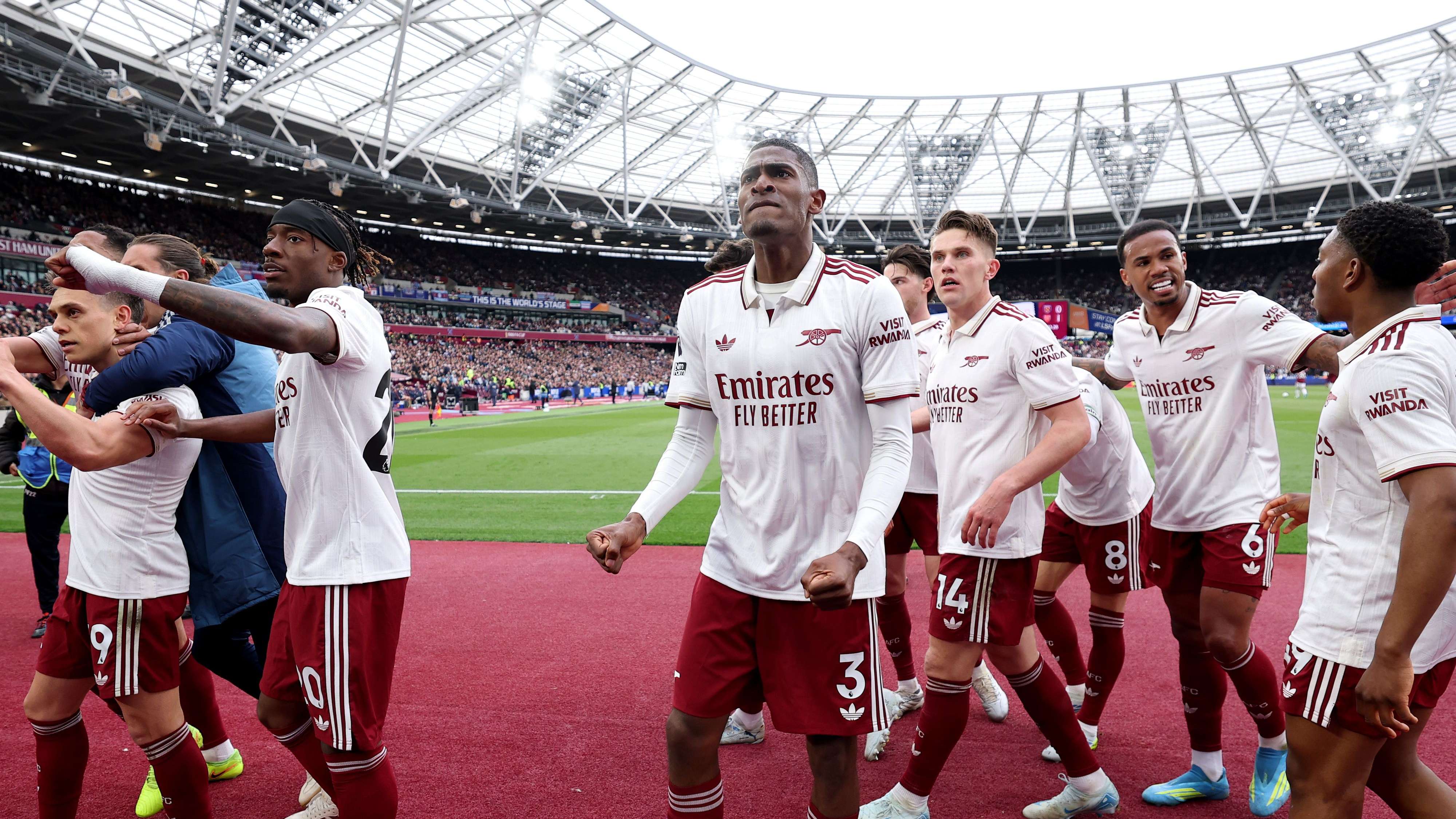 West Ham United v Arsenal - Premier League