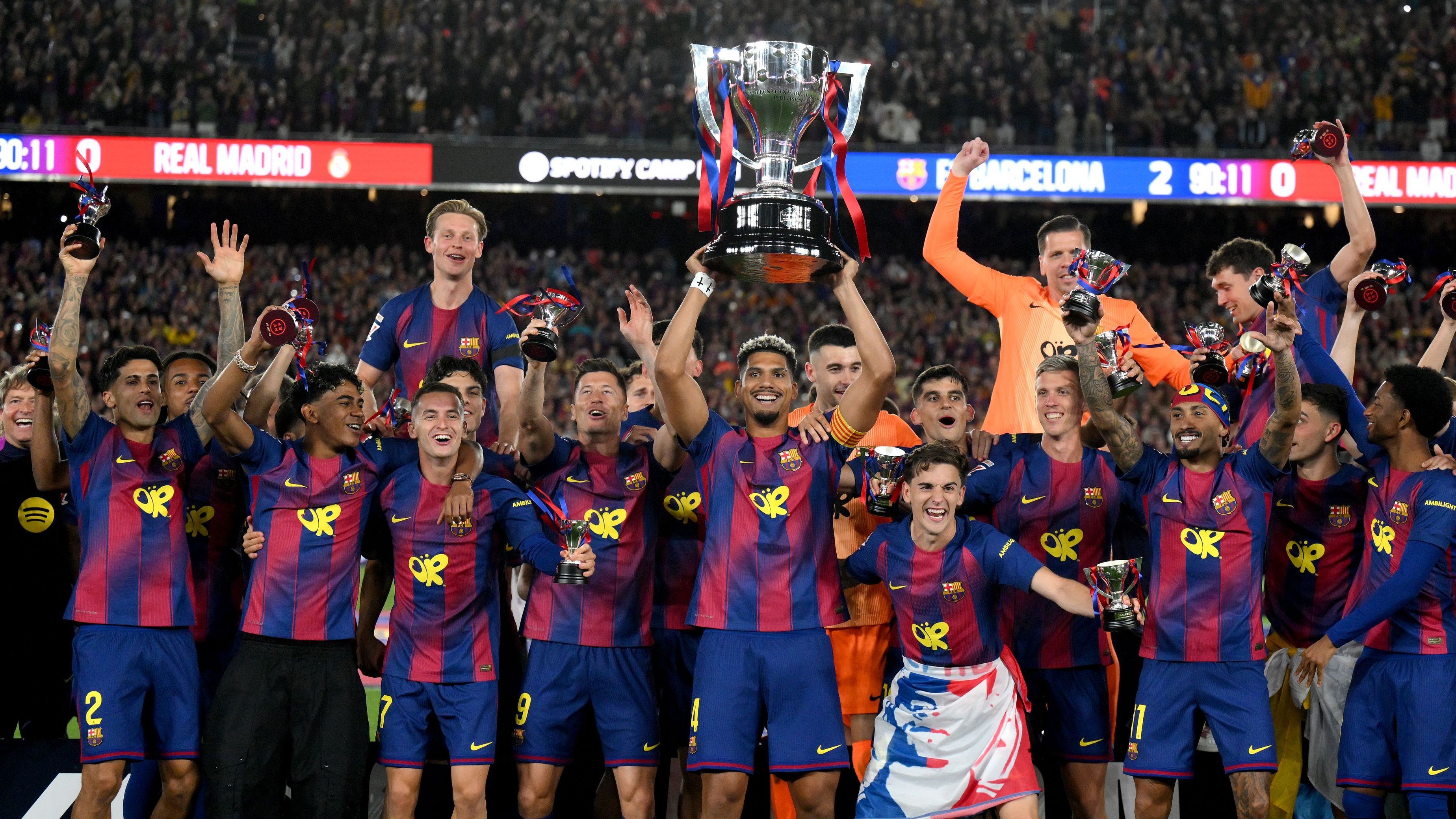 نجم برشلونة يدخل التاريخ بإنجاز غير مسبوق