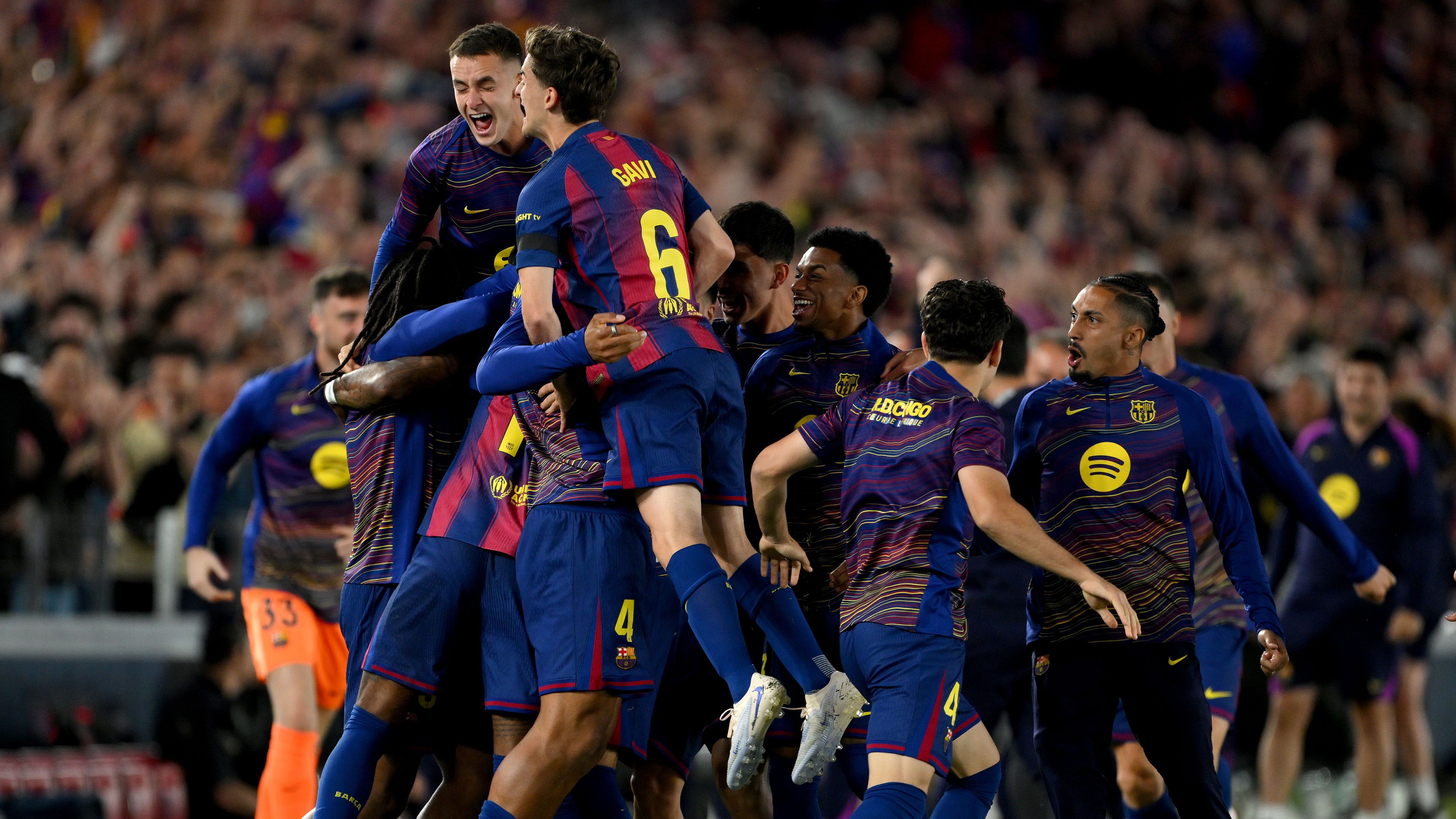 فيديو: أولمو وبيدري وجارسيا يحتفلون بلقب الليجا بطريقة غير معتادة