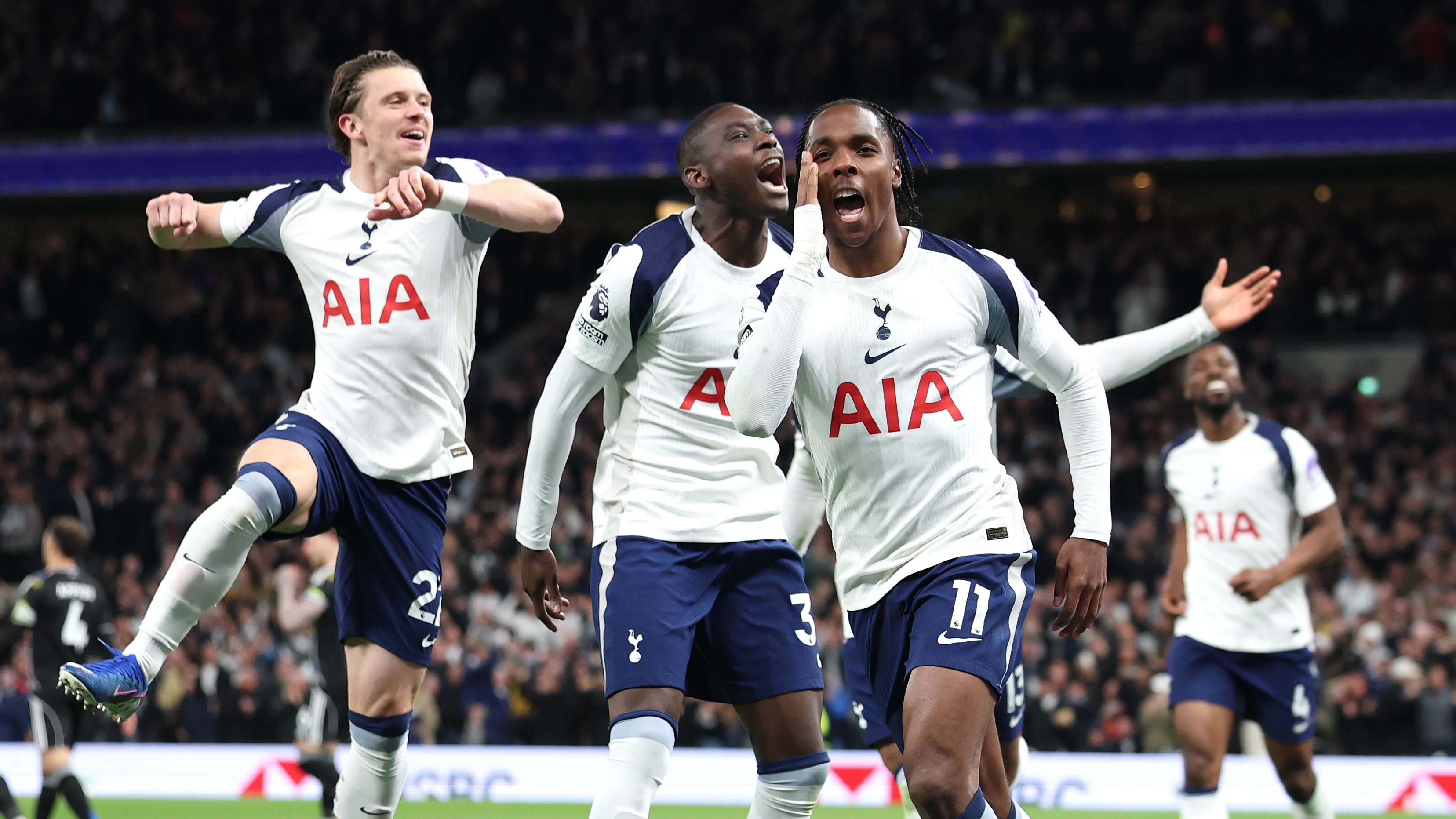 Tottenham Hotspur v Leeds United - Premier League