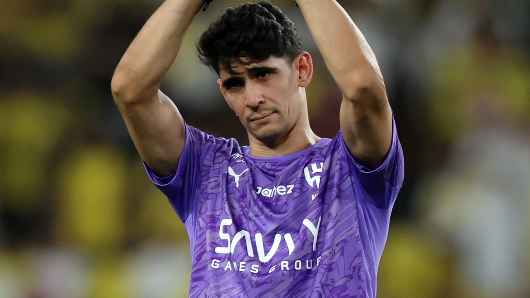 رغم الانتقادات.. ياسين بونو يخرس الألسنة برقم تاريخي مع الهلال