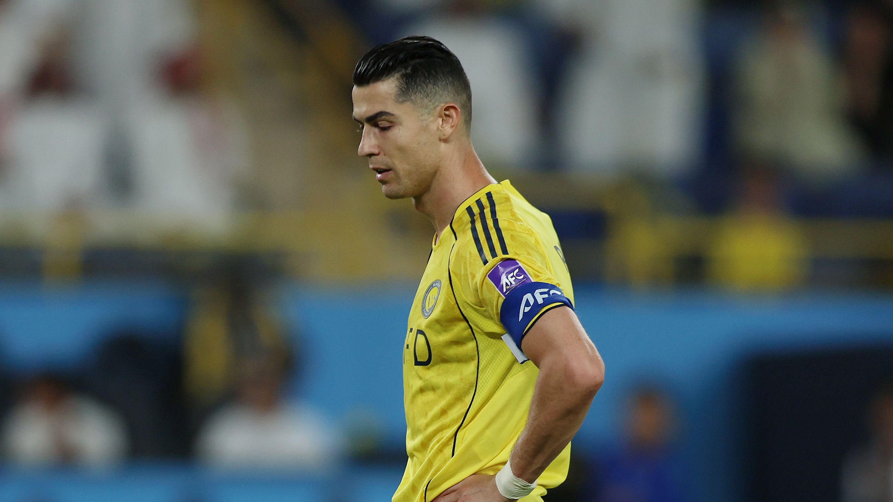 فيديو: 3 تصرفات صادمة من كريستيانو رونالدو بعد كارثة آسيا