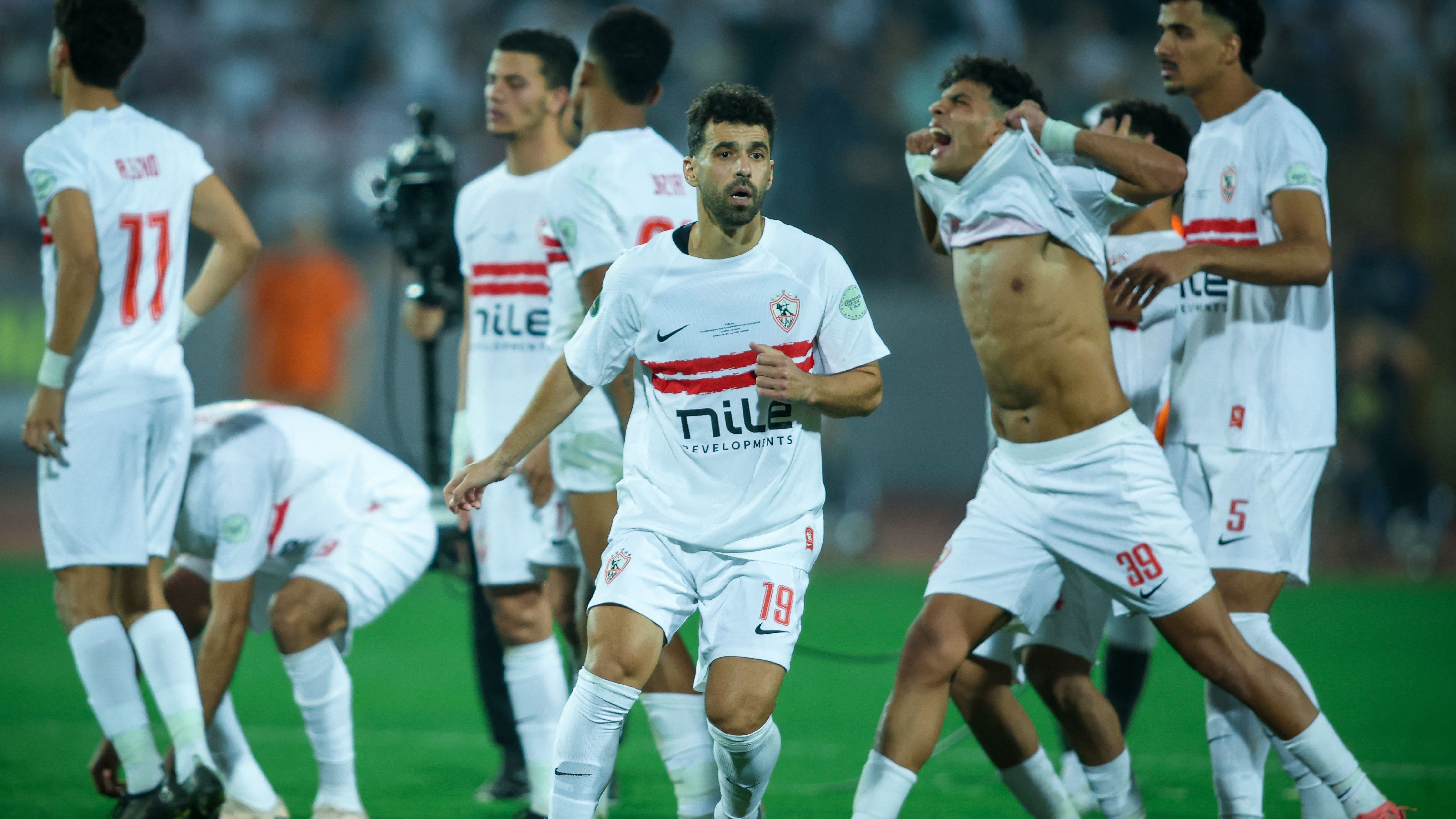 كان يستغل الجمهور؟.. هجوم عنيف من قائد الزمالك السابق ضد عبد الله السعيد