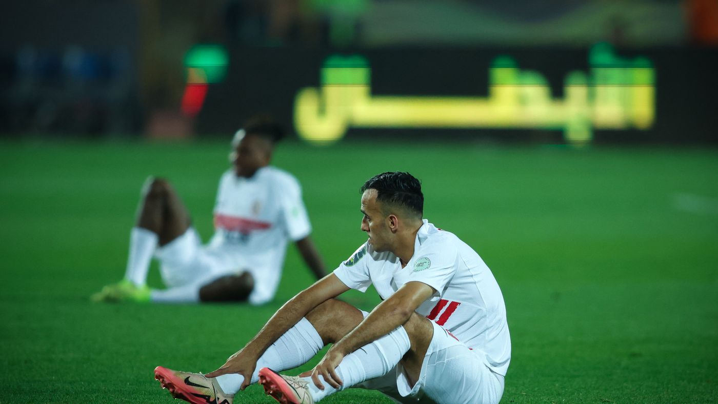 بالفيديو.. مشهد غير مسبوق في ليلة تتويج الزمالك بلقب الدوري