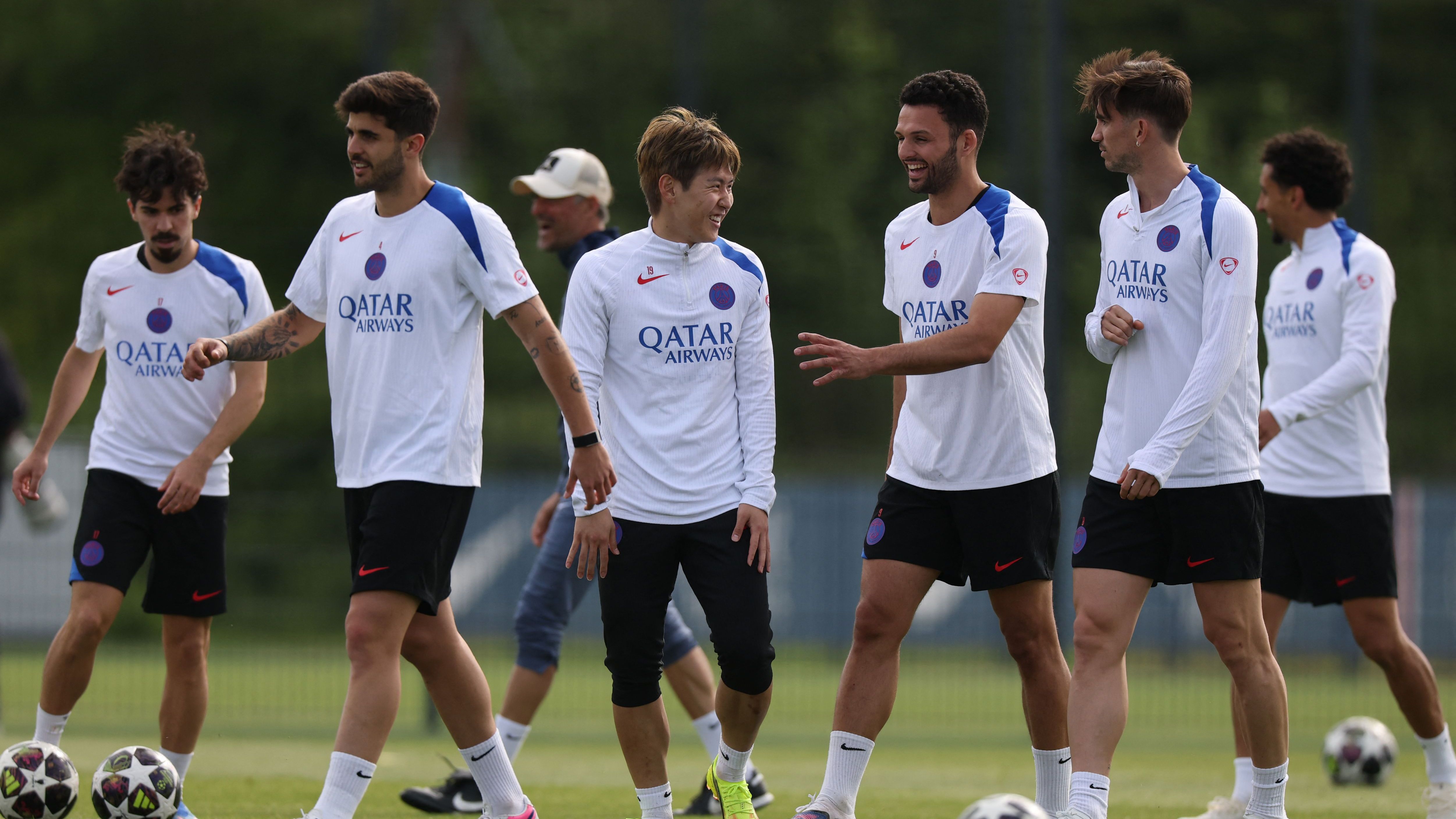 تقدم ملموس لأتلتيكو مدريد في صفقة لاعب وسط سان جيرمان