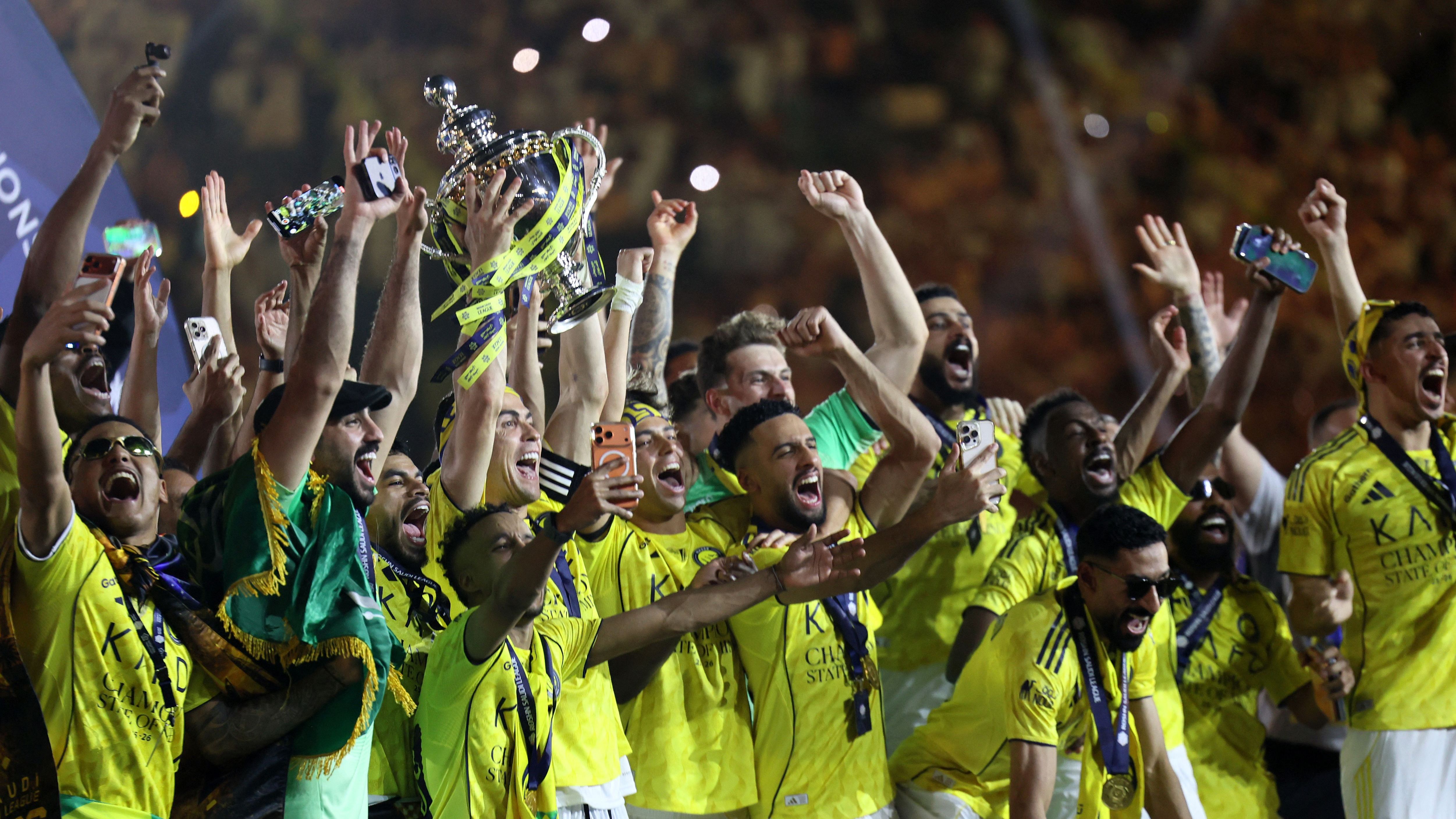 توجه جديد في النصر.. ثنائي مهدد بالابتعاد عن المشهد المحلي!