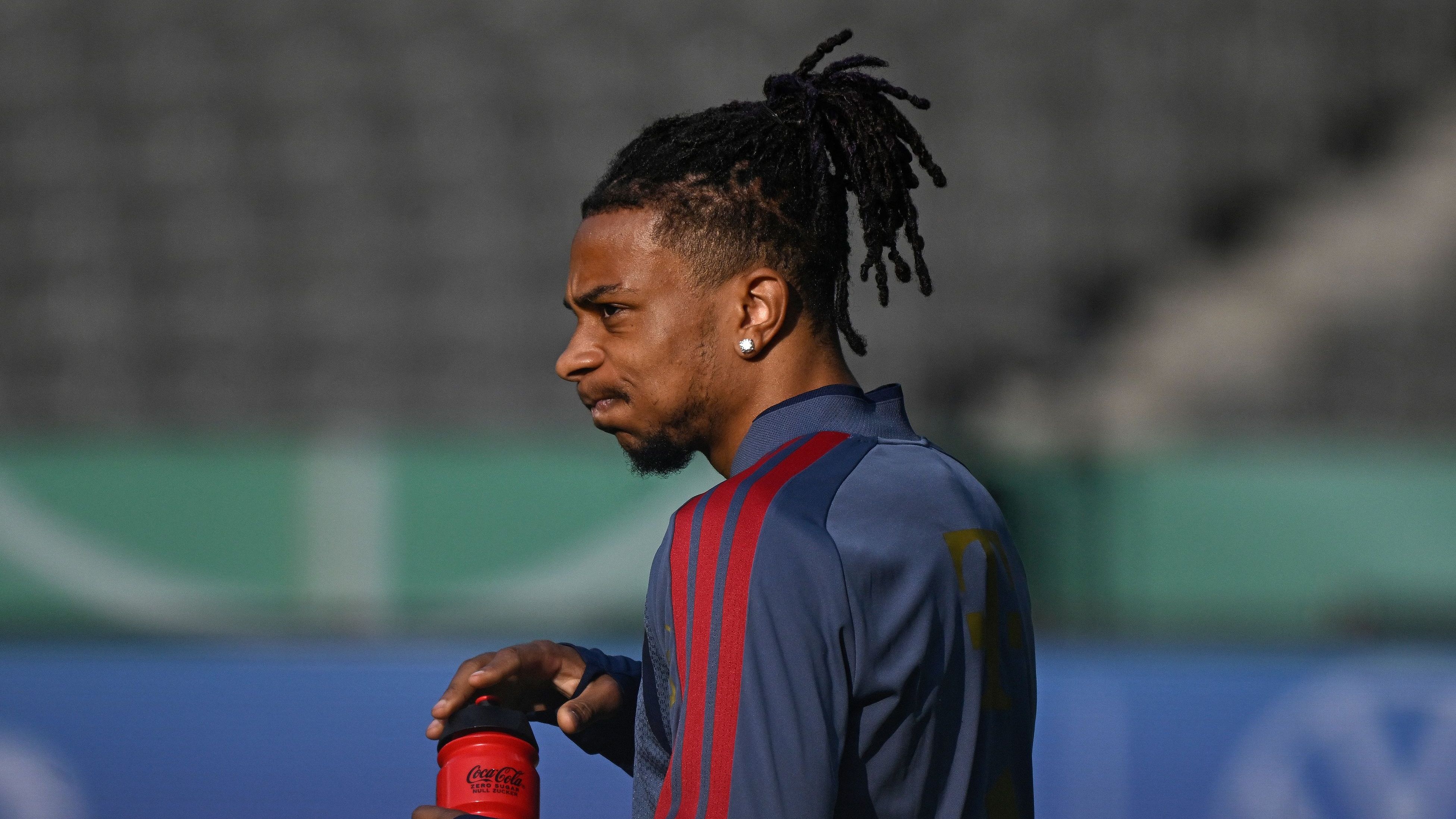 FBL-GER-CUP-BAYERN MUNICH-STUTTGART-TRAINING