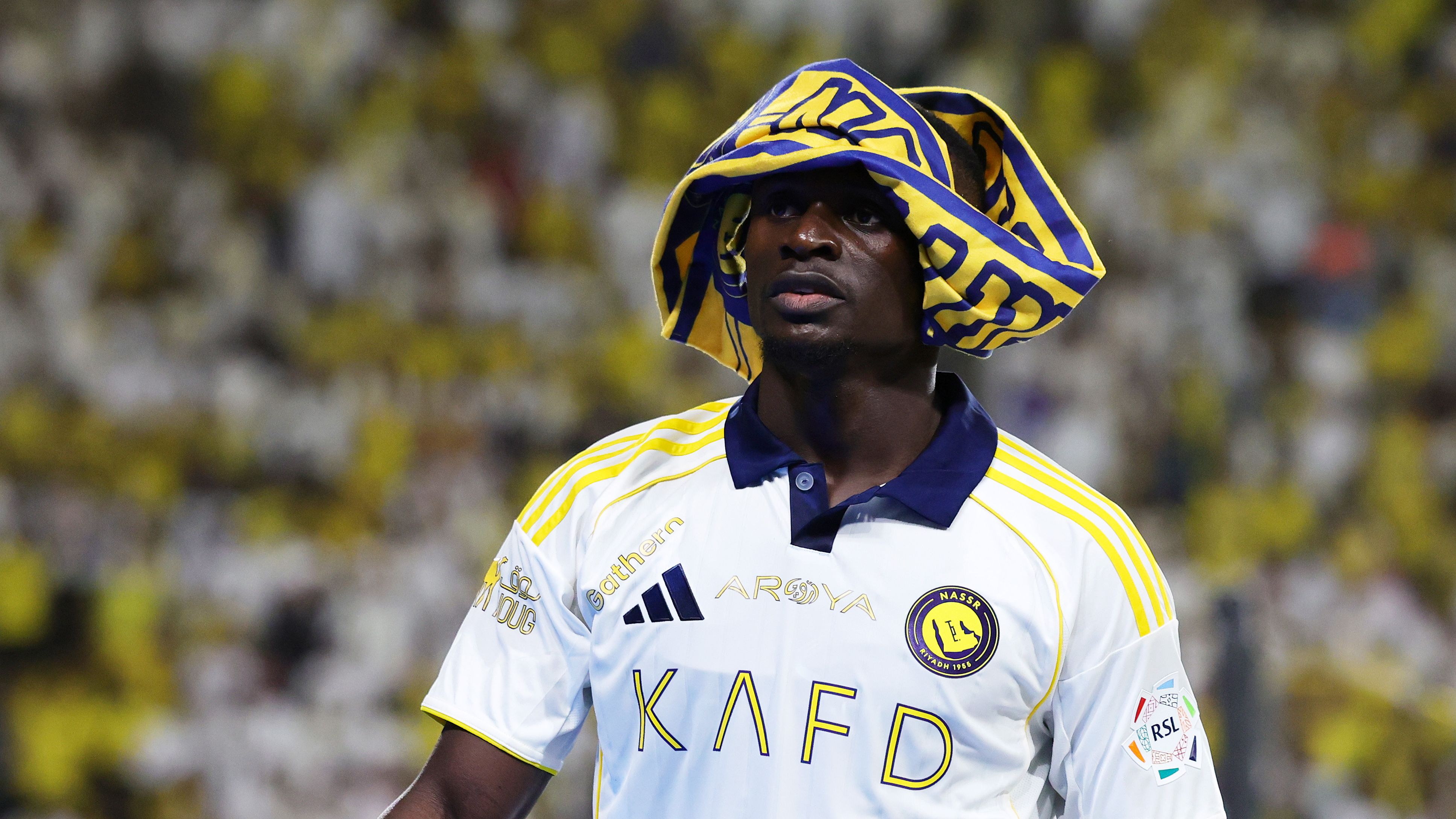 وكيل ماني يحسمها.. هل يرحل عن النصر بعد التتويج؟
