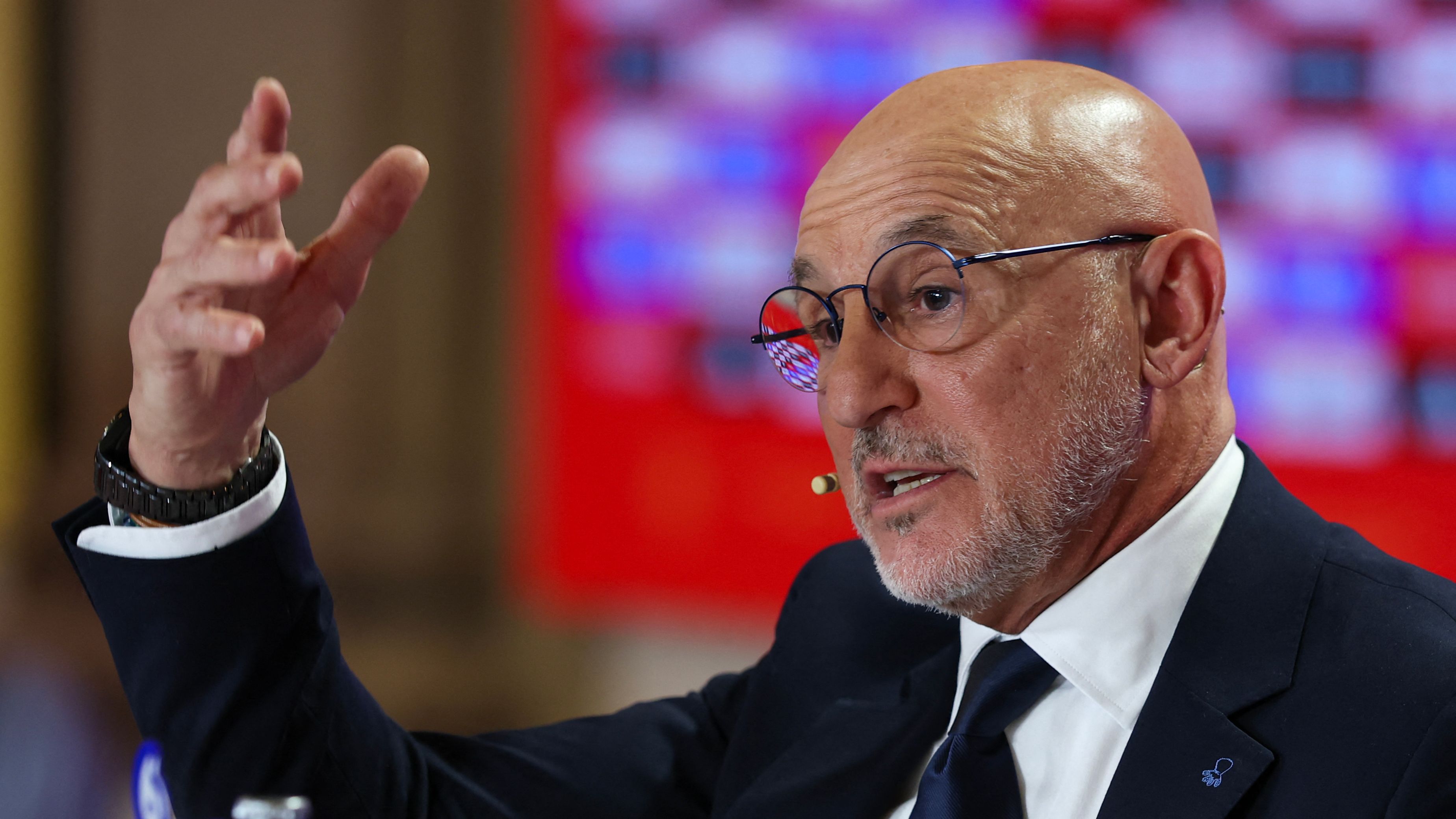 "من يرفض تدريب منتخب بلاده في المونديال فهو مجنون".. دي لا فوينتي يعتبر كأس العالم 2026 آخر محطة