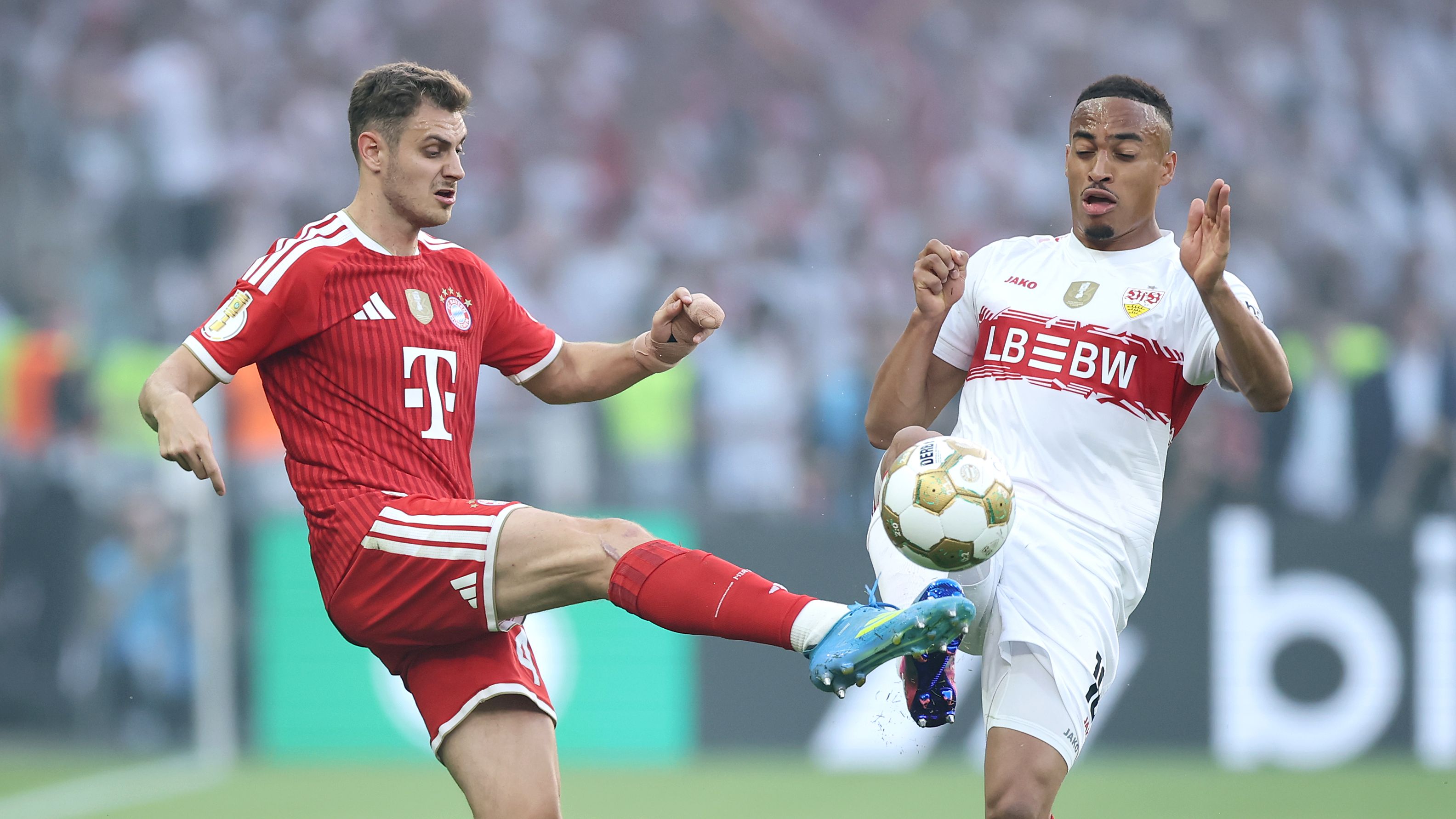 Video: Large fire halts German Cup