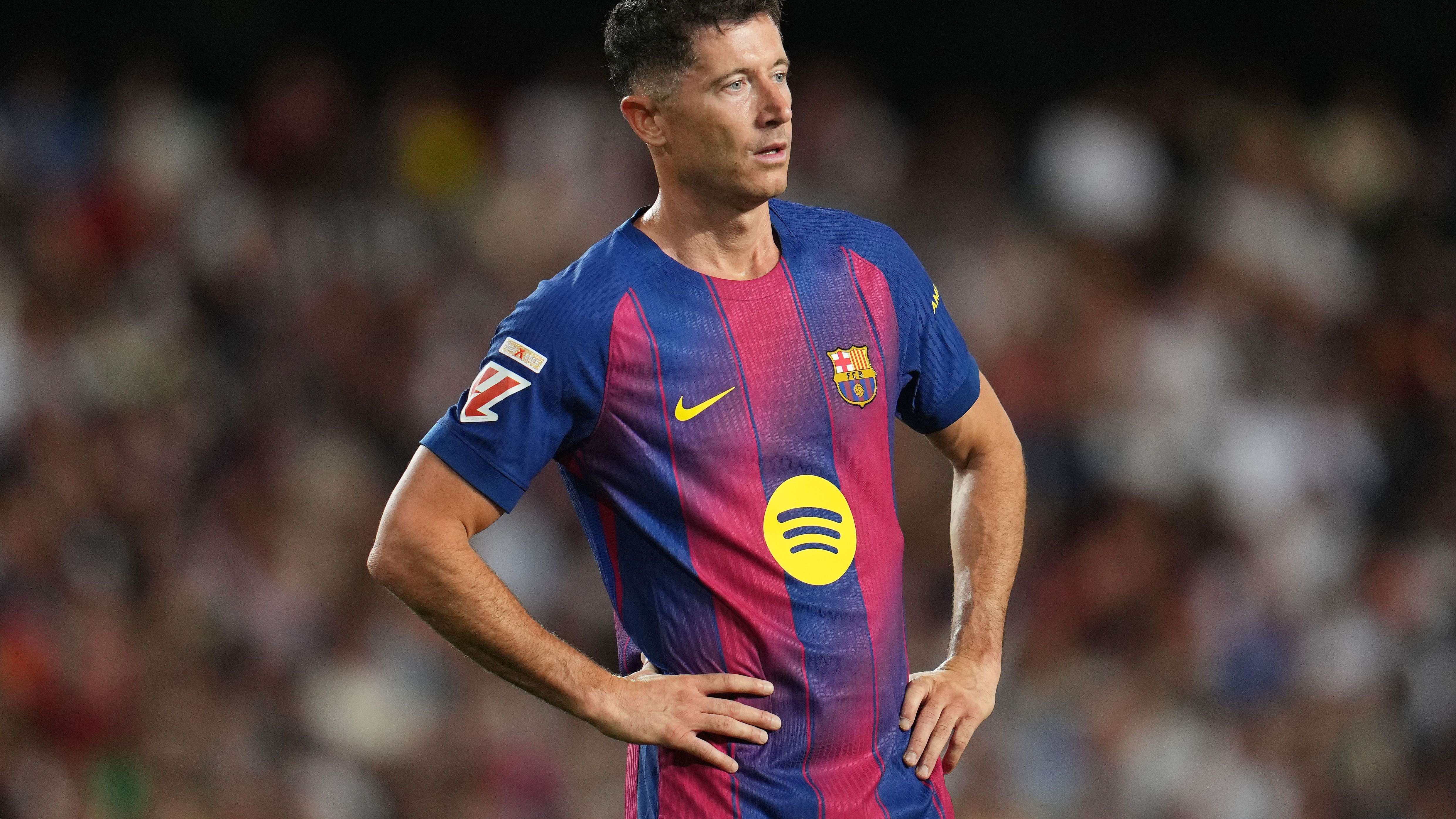 Valencia CF v FC Barcelona - LaLiga EA Sports