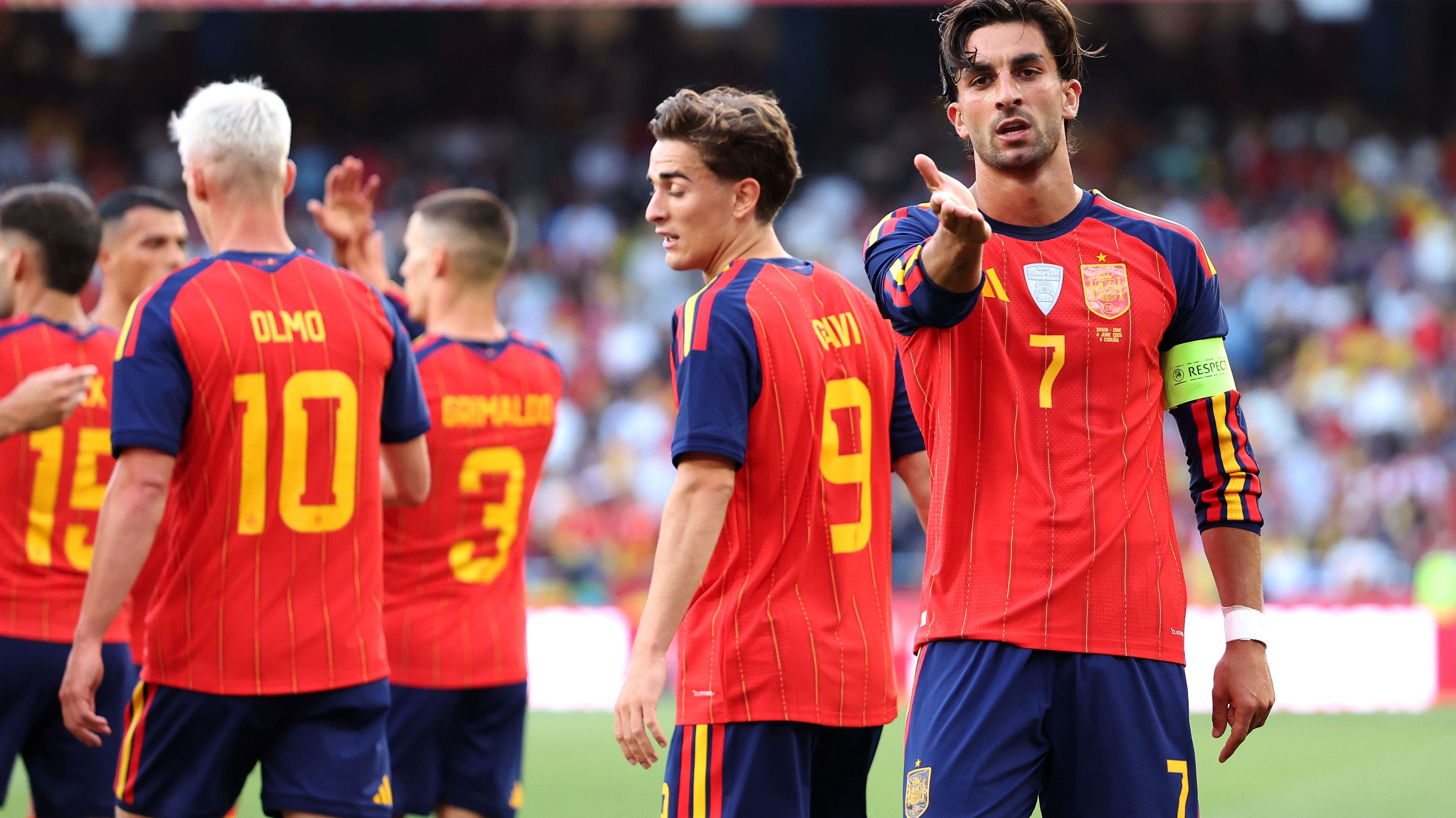 الصحافة الإسبانية: لاعب برشلونة "شوَّه" المنتخب