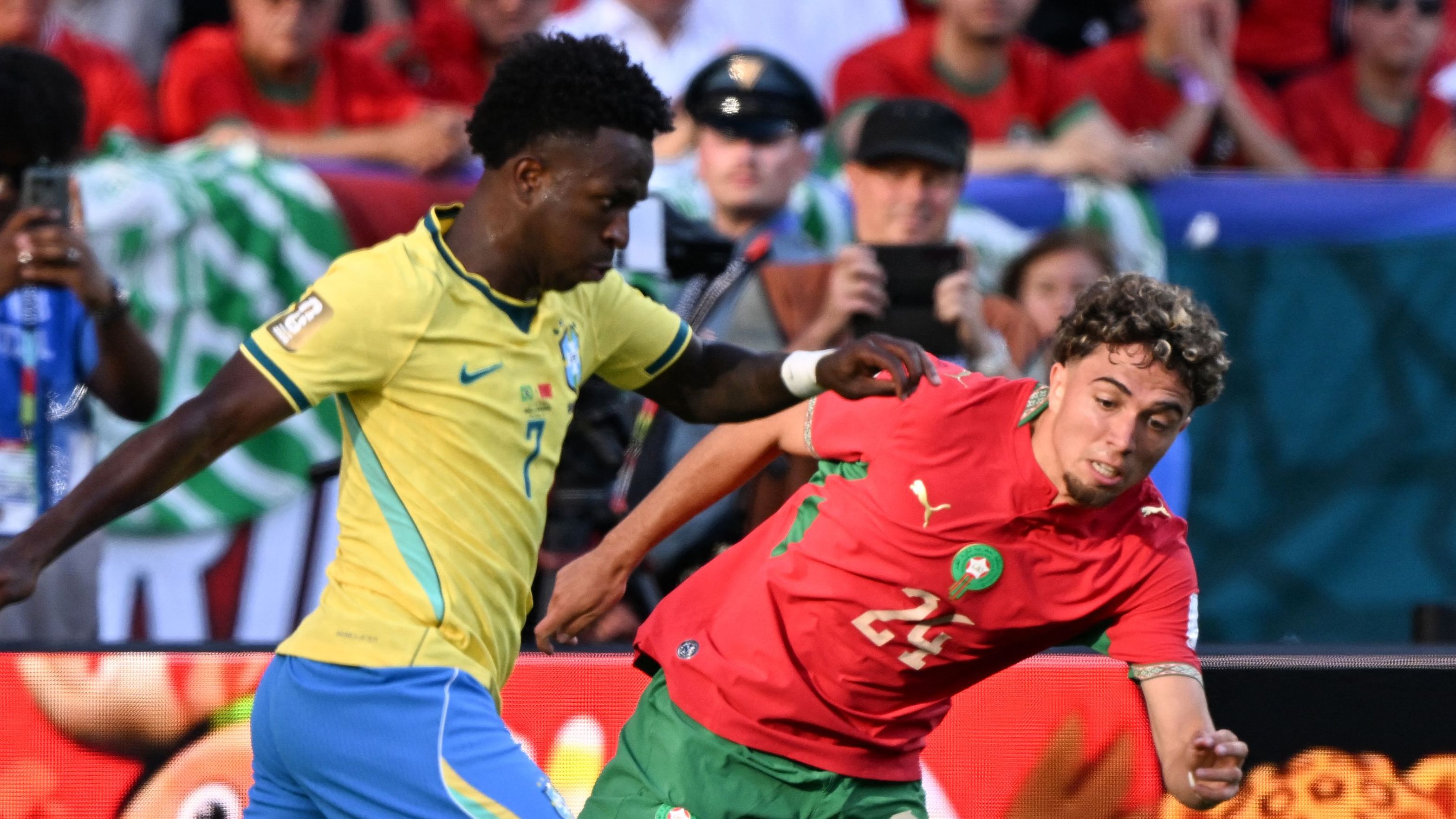 بالفيديو: قنبلة فينيسيوس تبطل سحر المغرب
