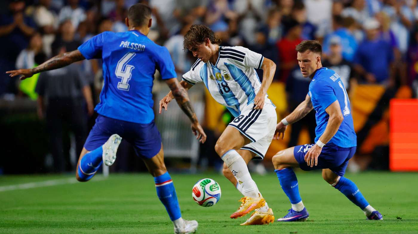 Argentina v Iceland - International Friendly