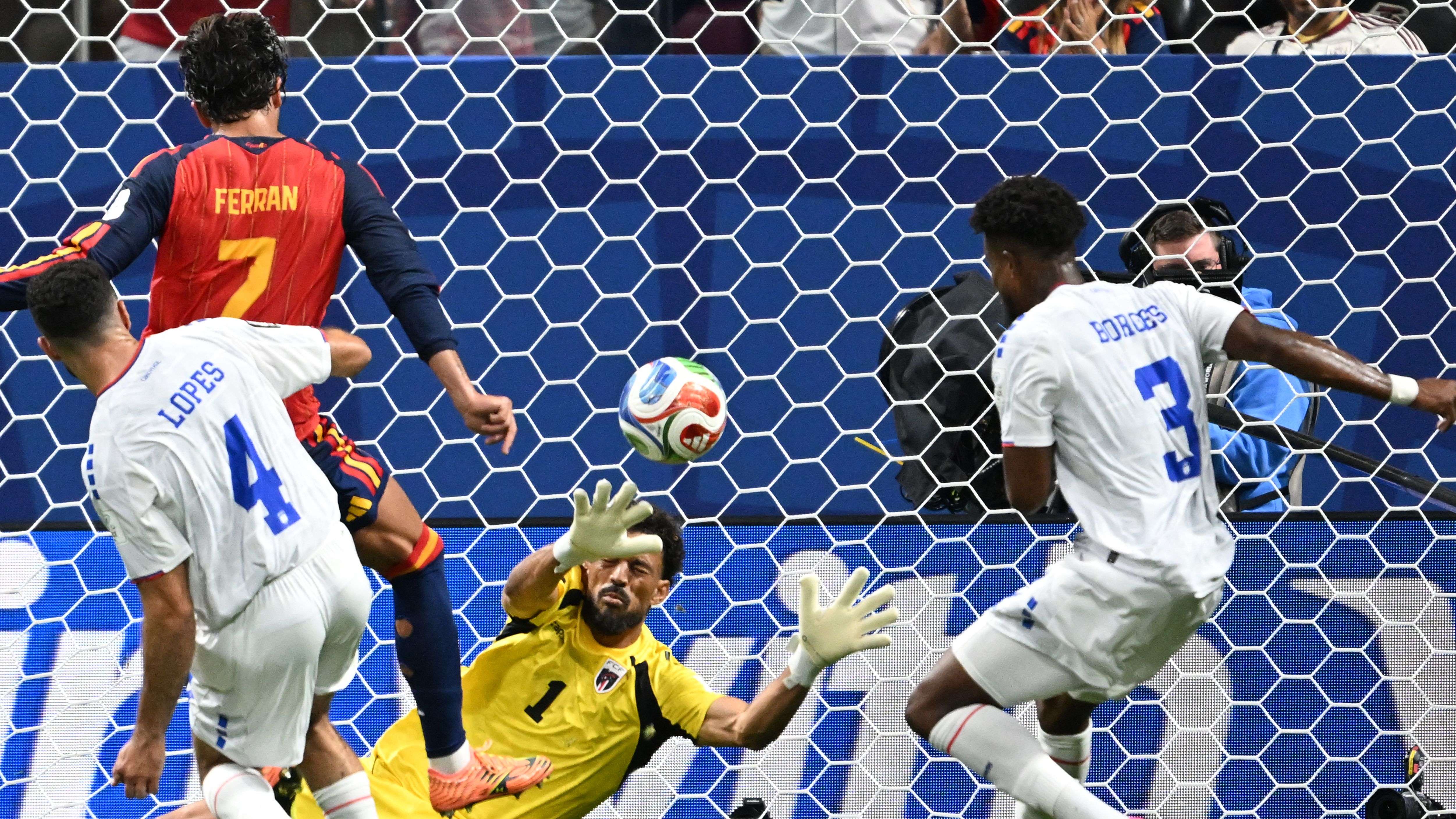 FBL-WC-2026-MATCH14-ESP-CPV