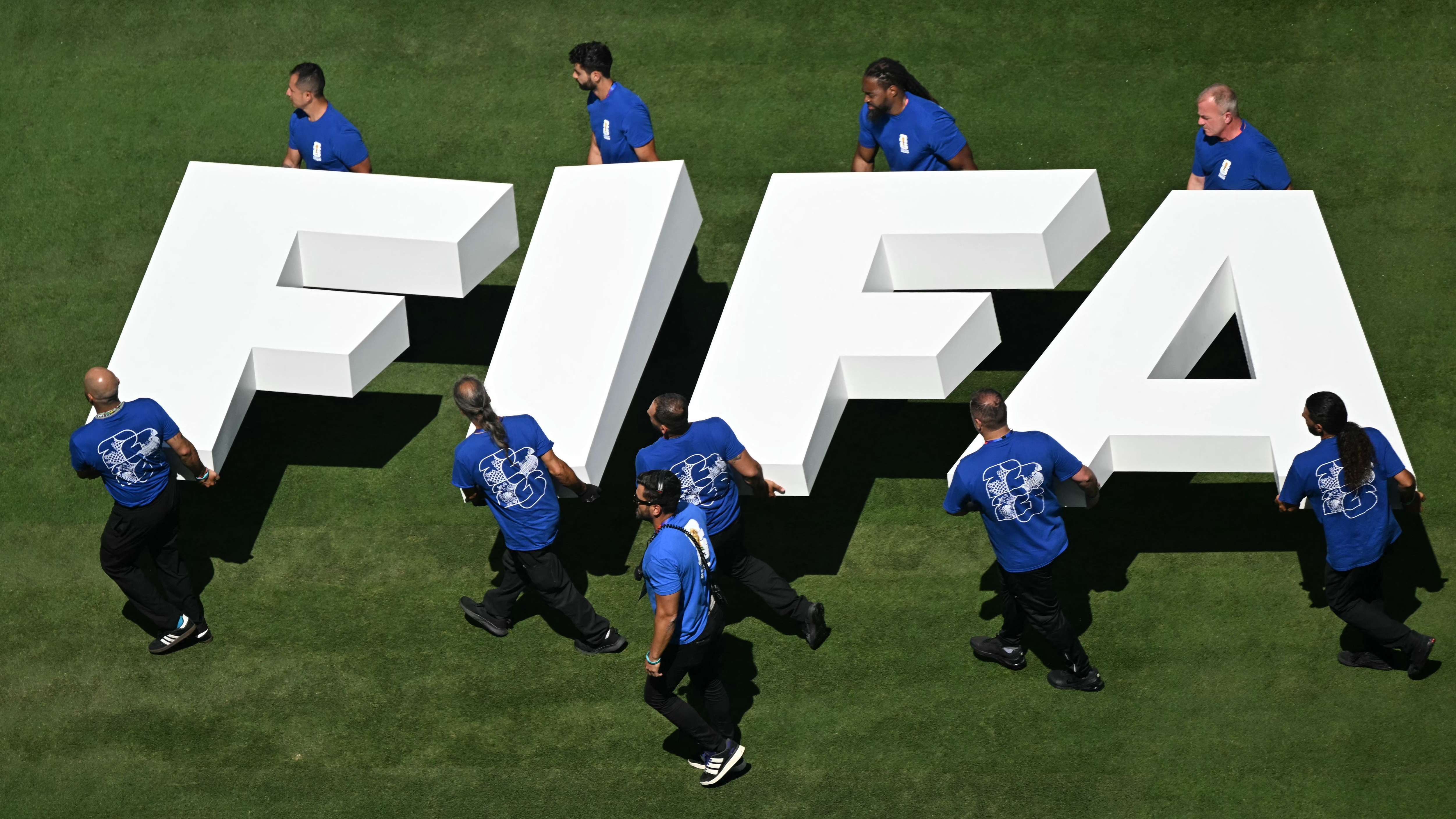 TOPSHOT-FBL-WC-2026-MATCH17-FRA-SEN