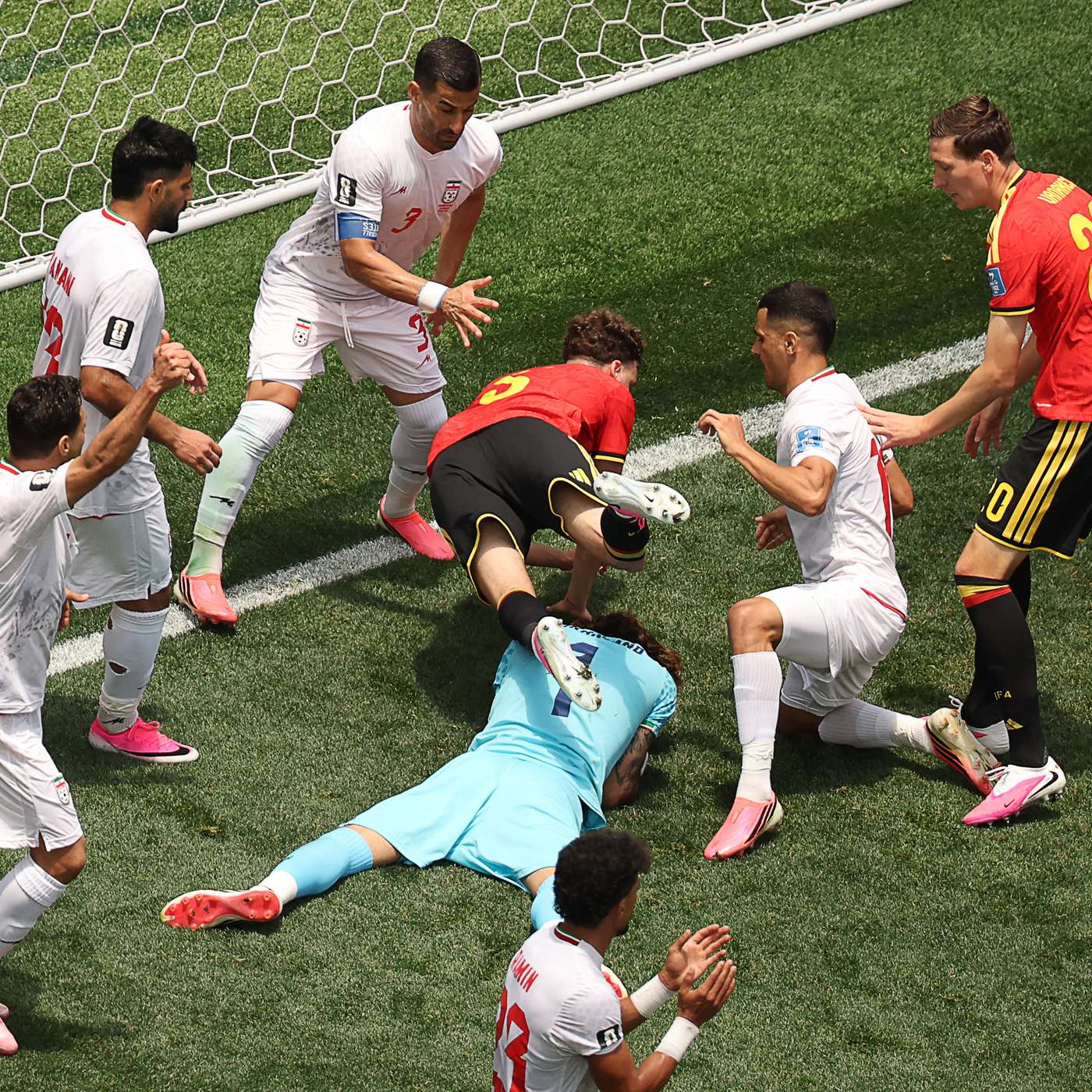 TOPSHOT-FBL-WC-2026-MATCH39-BEL-IRI