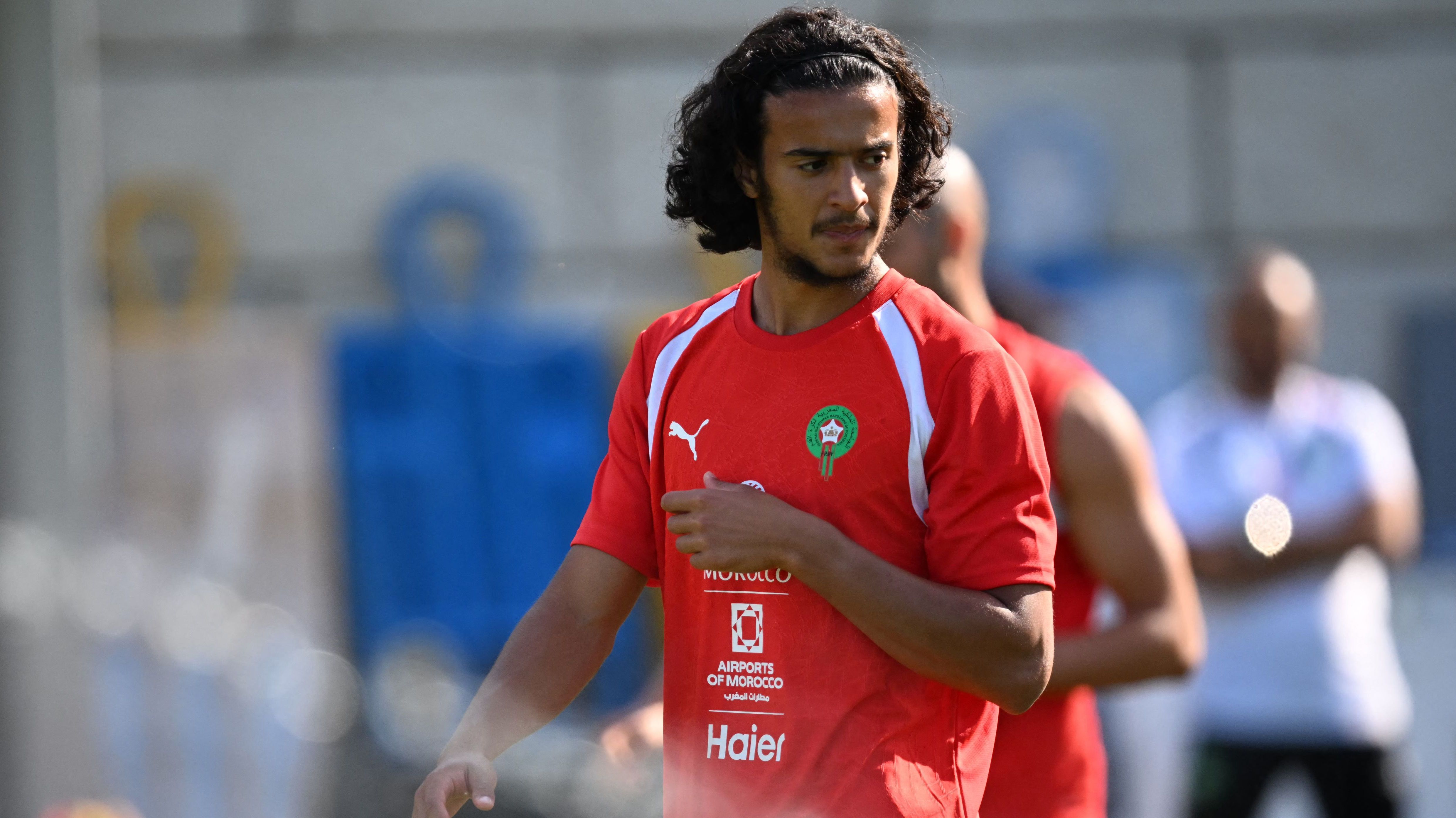 هل يستجيب النجم المغربي؟ ..جماهير ليل تحاصر أيوب بوعدي برسائل مؤثرة