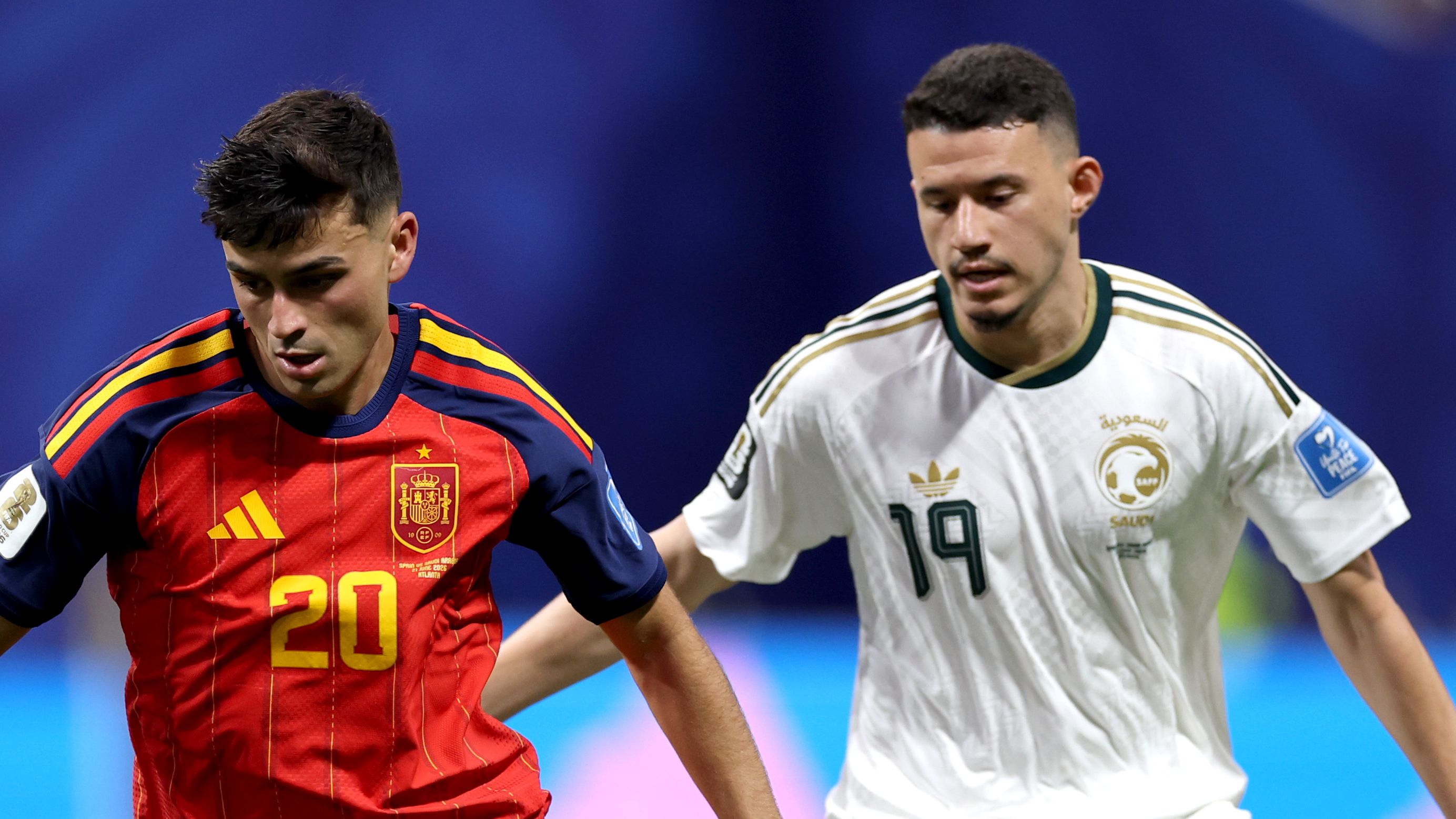 الشمراني يتجاهل البريكان ويختار هذ اللاعب لقيادة هجوم السعودية
