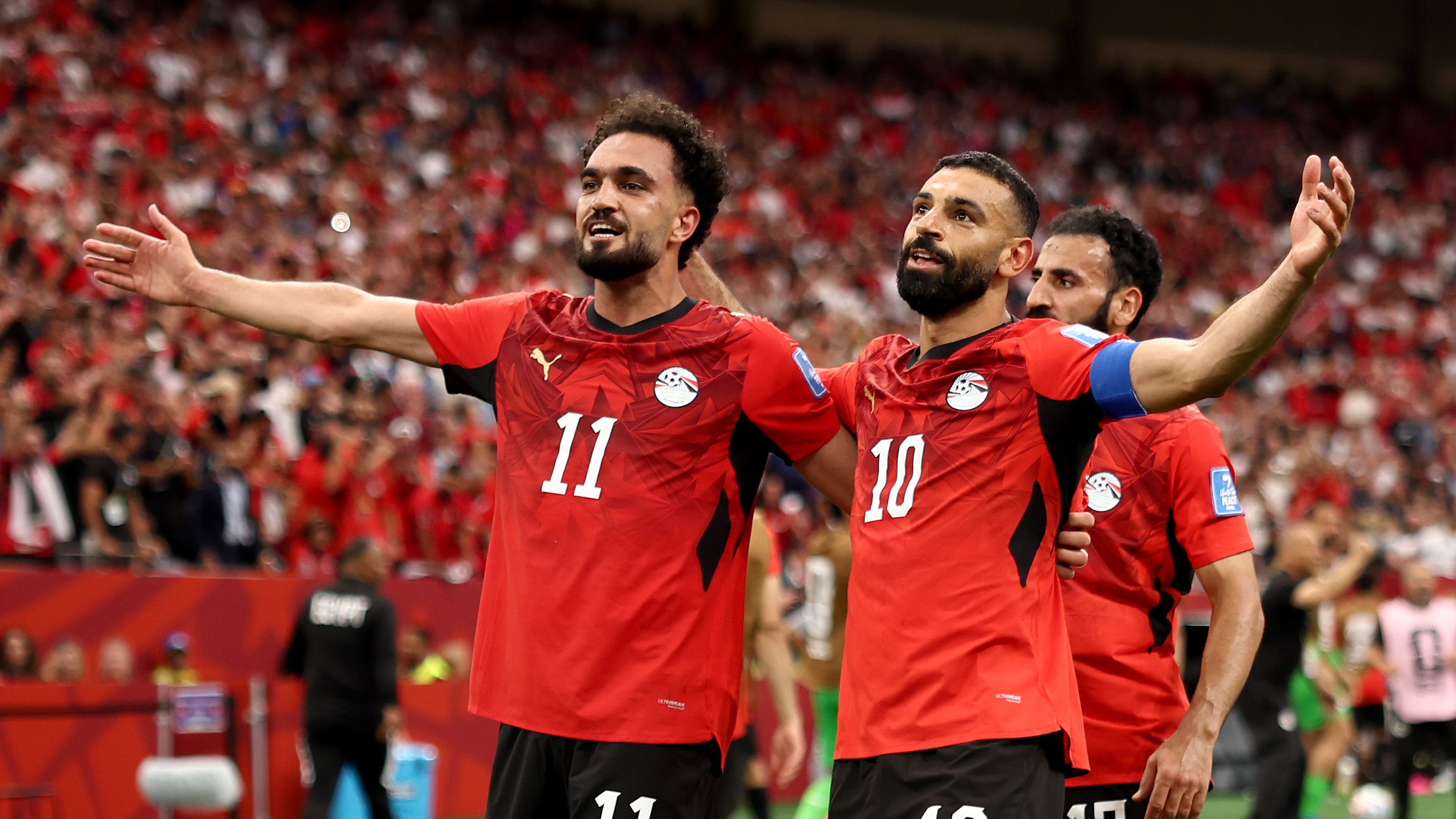 بالفيديو: صلاح يحطم رقم عبد الرحمن فوزي ويكتب التاريخ مع الفراعنة