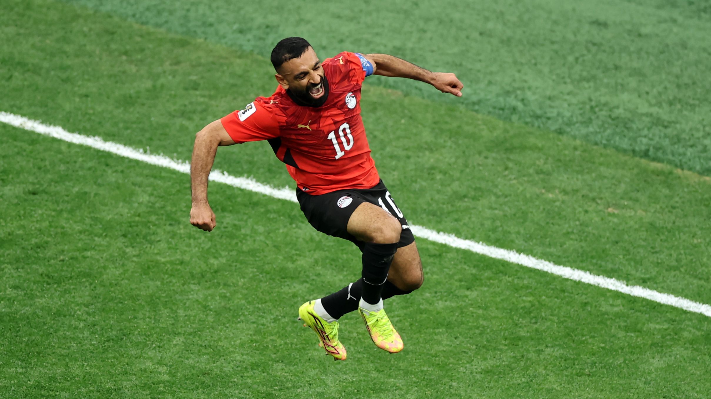صلاح يدون التاريخ مجددًا.. إنجاز مصري غير مسبوق في المونديال
