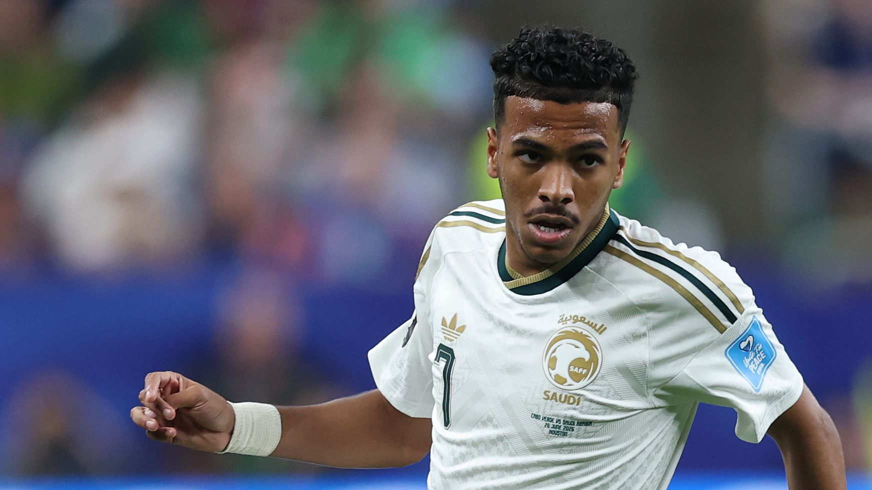 شائعة الوجبة.. مدير المنتخب السعودي يوضح سبب طرد الجوير قبل خليجي 27