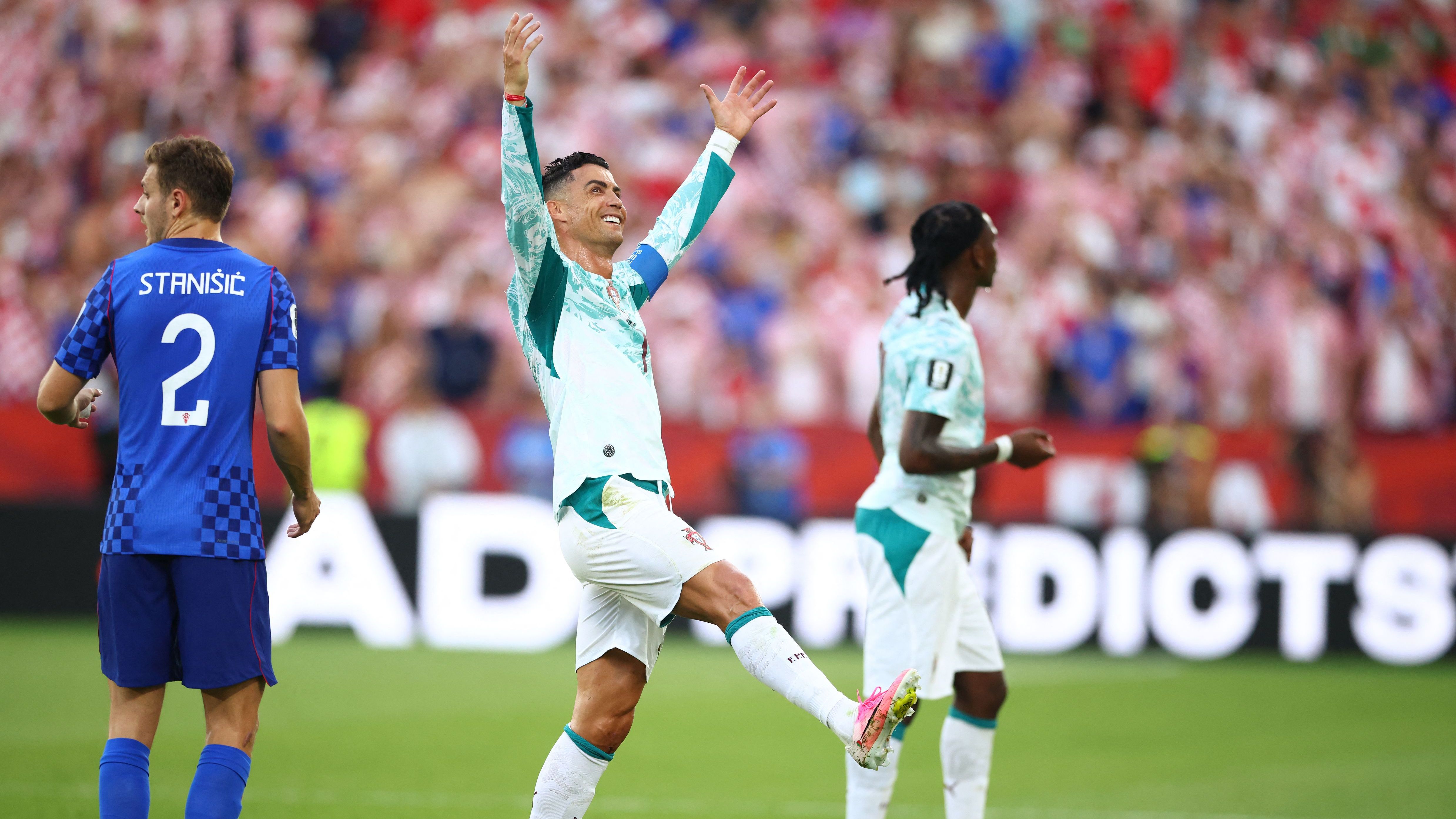 TOPSHOT-FBL-WC-2026-MATCH83-POR-CRO