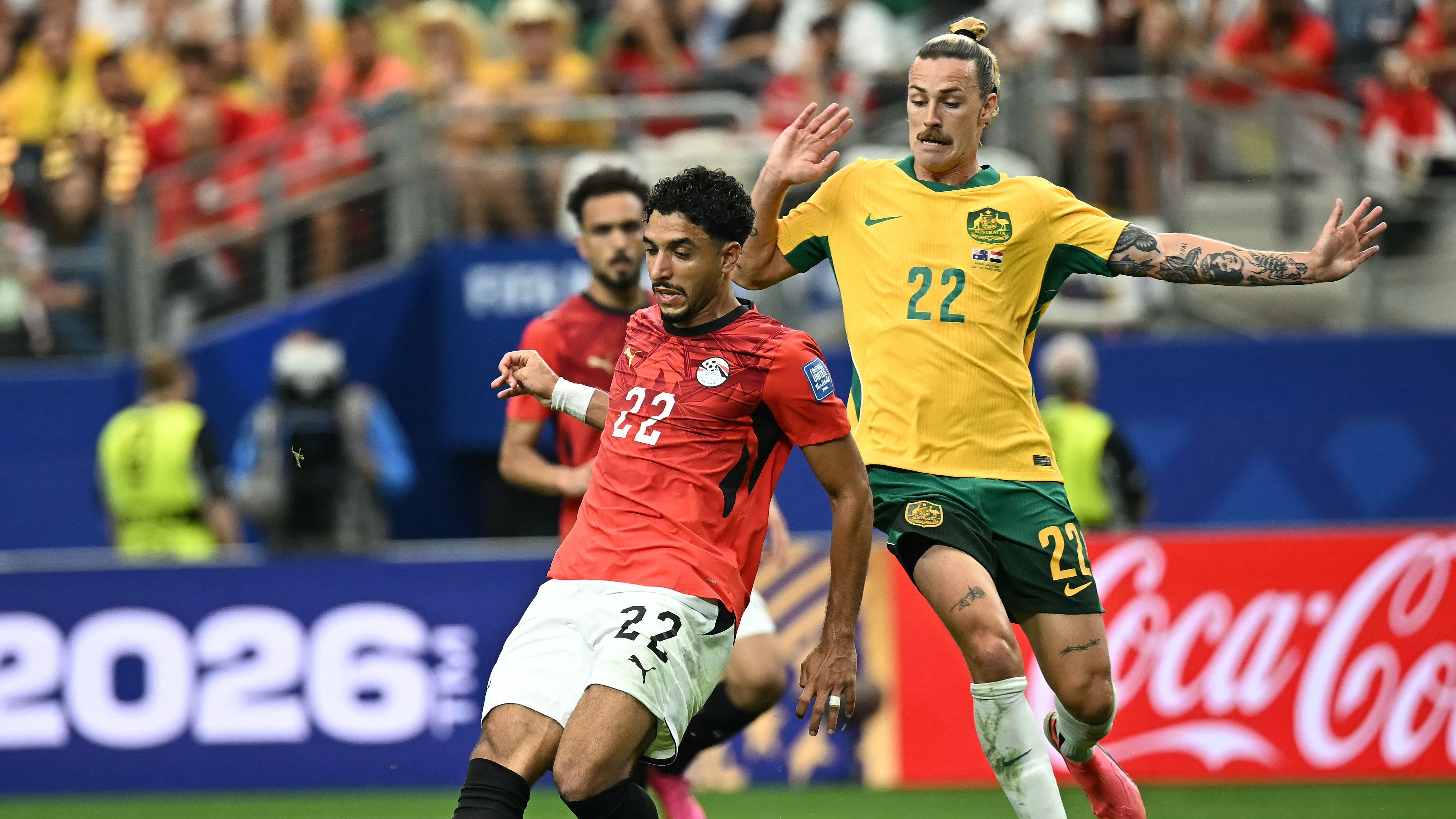 تقييم متدني لعمر مرموش في المونديال ضمن أسوأ لاعبي الدوري الإنجليزي