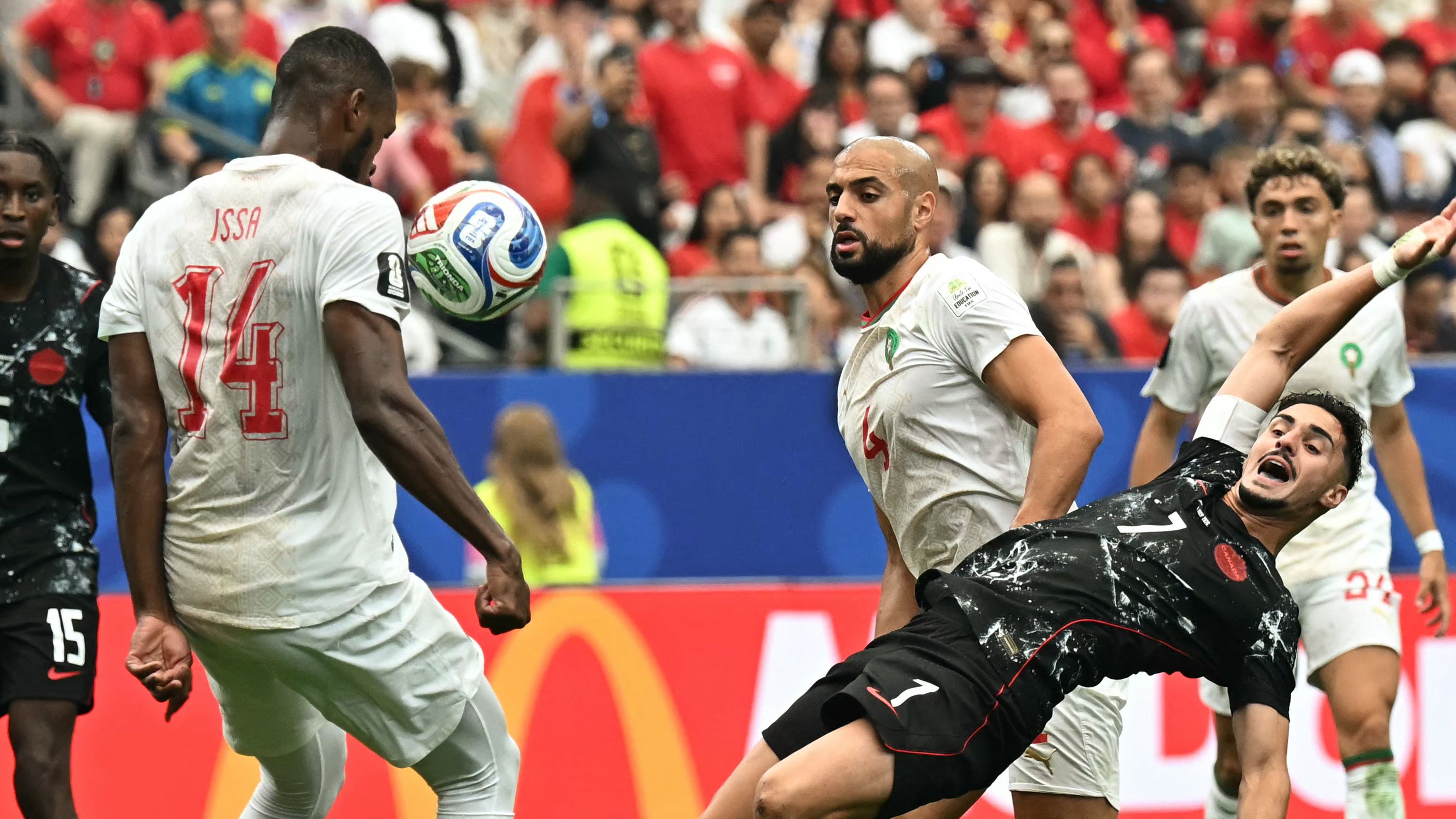 الاتحاد السعودي يتحرك لخطف نجم المغرب سفيان أمرابط