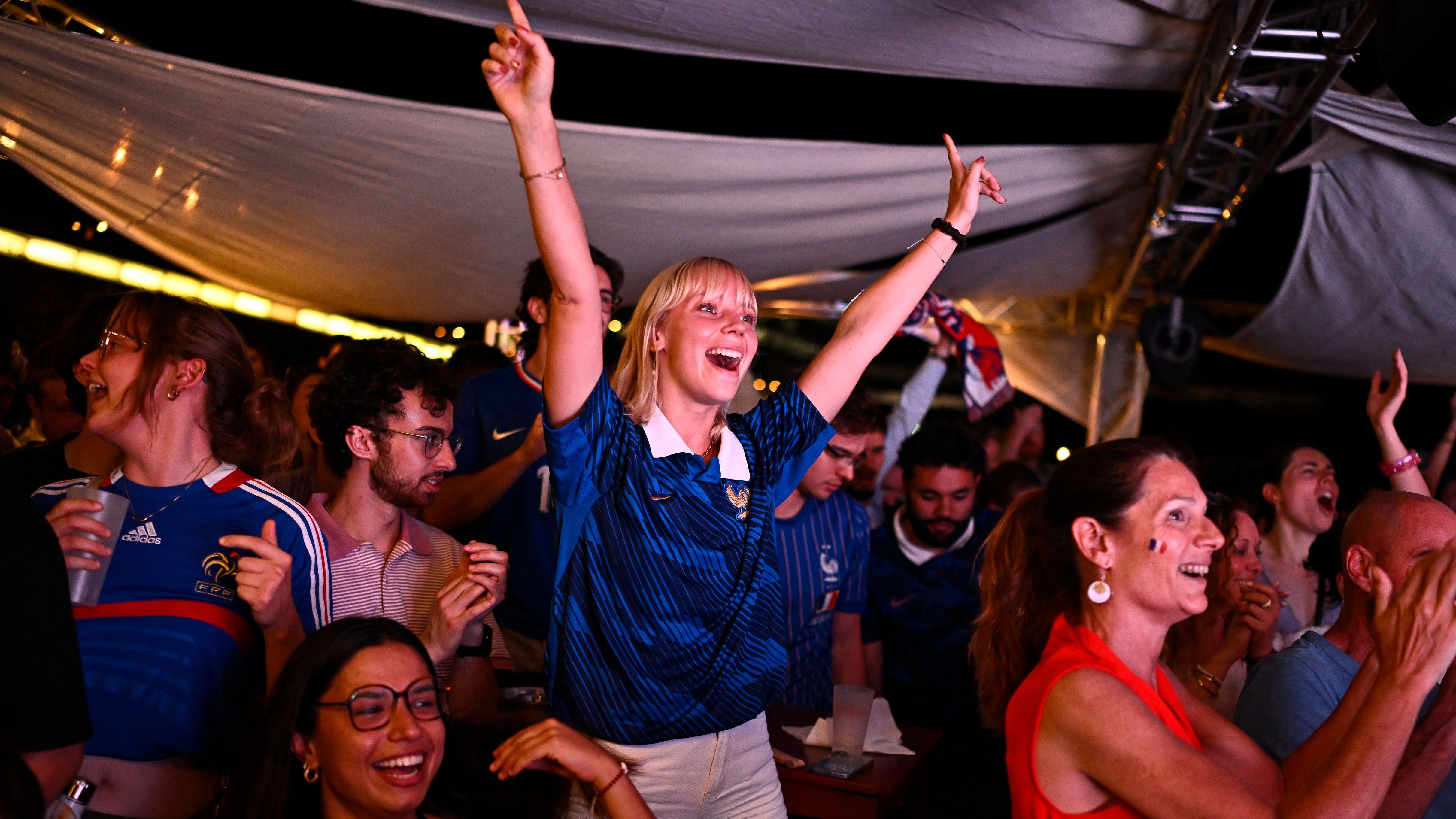 FRANCE-FBL-WC-2026-FANS