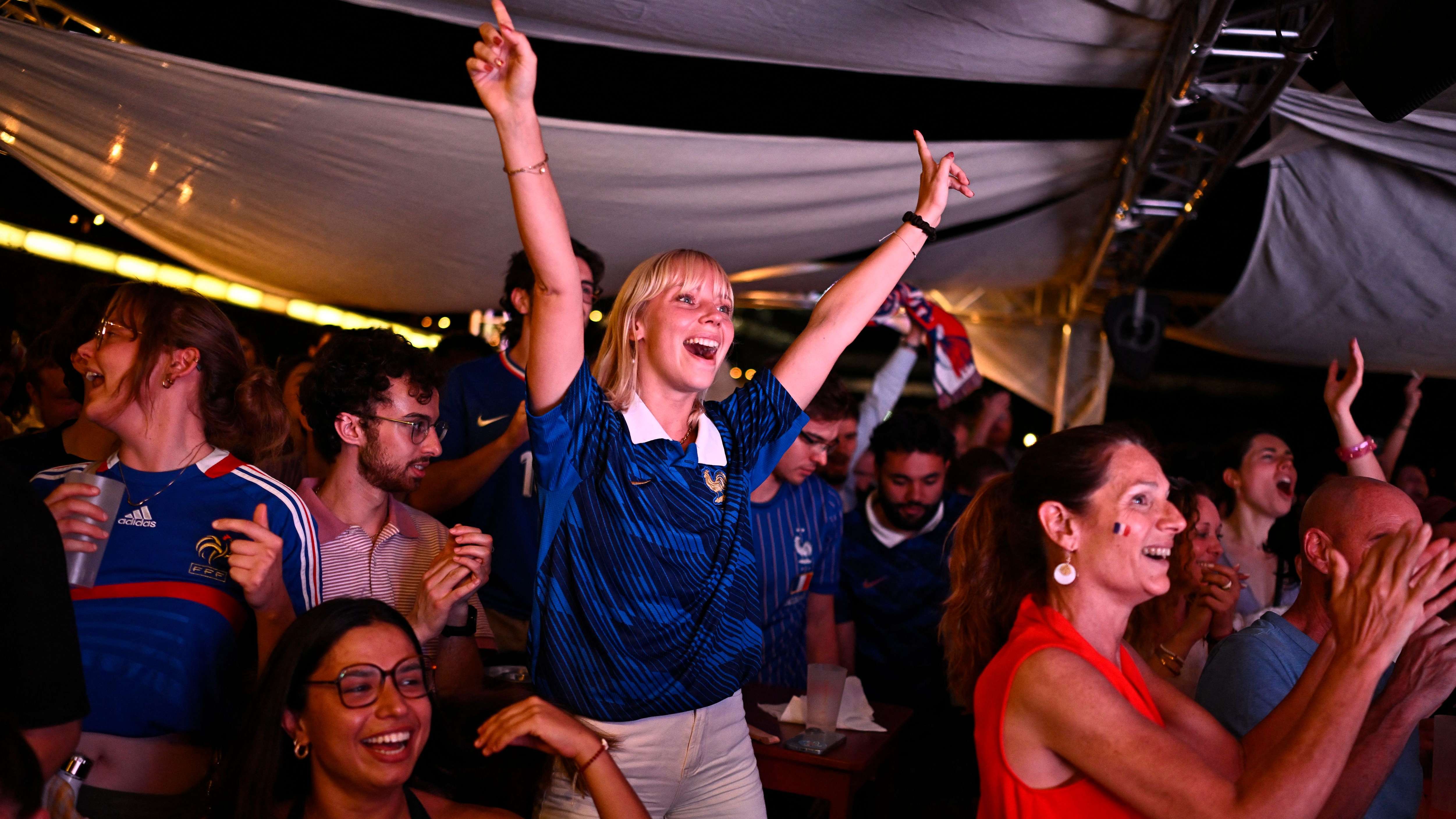 FRANCE-FBL-WC-2026-FANS