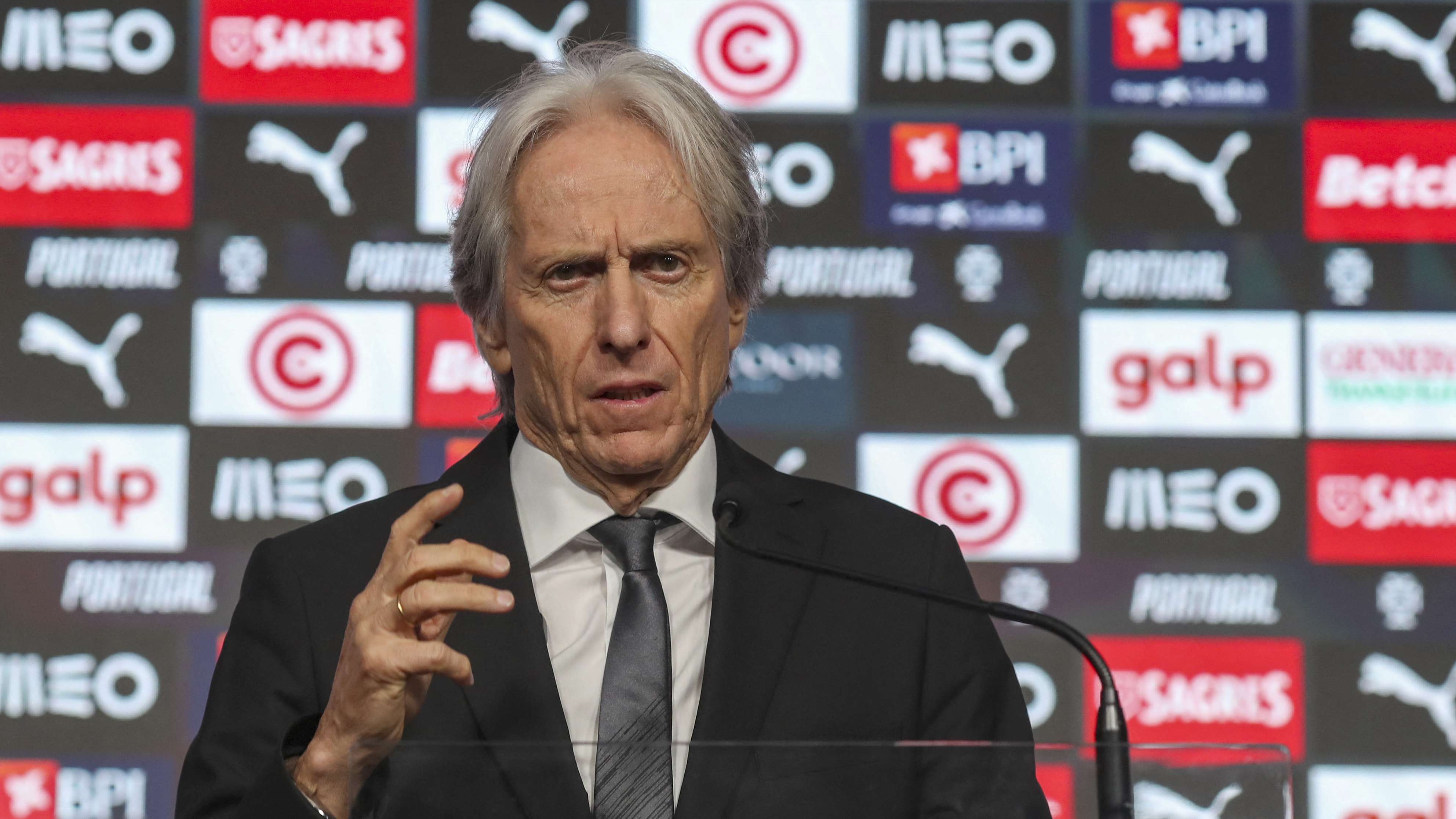 FBL-POR-PRESSER