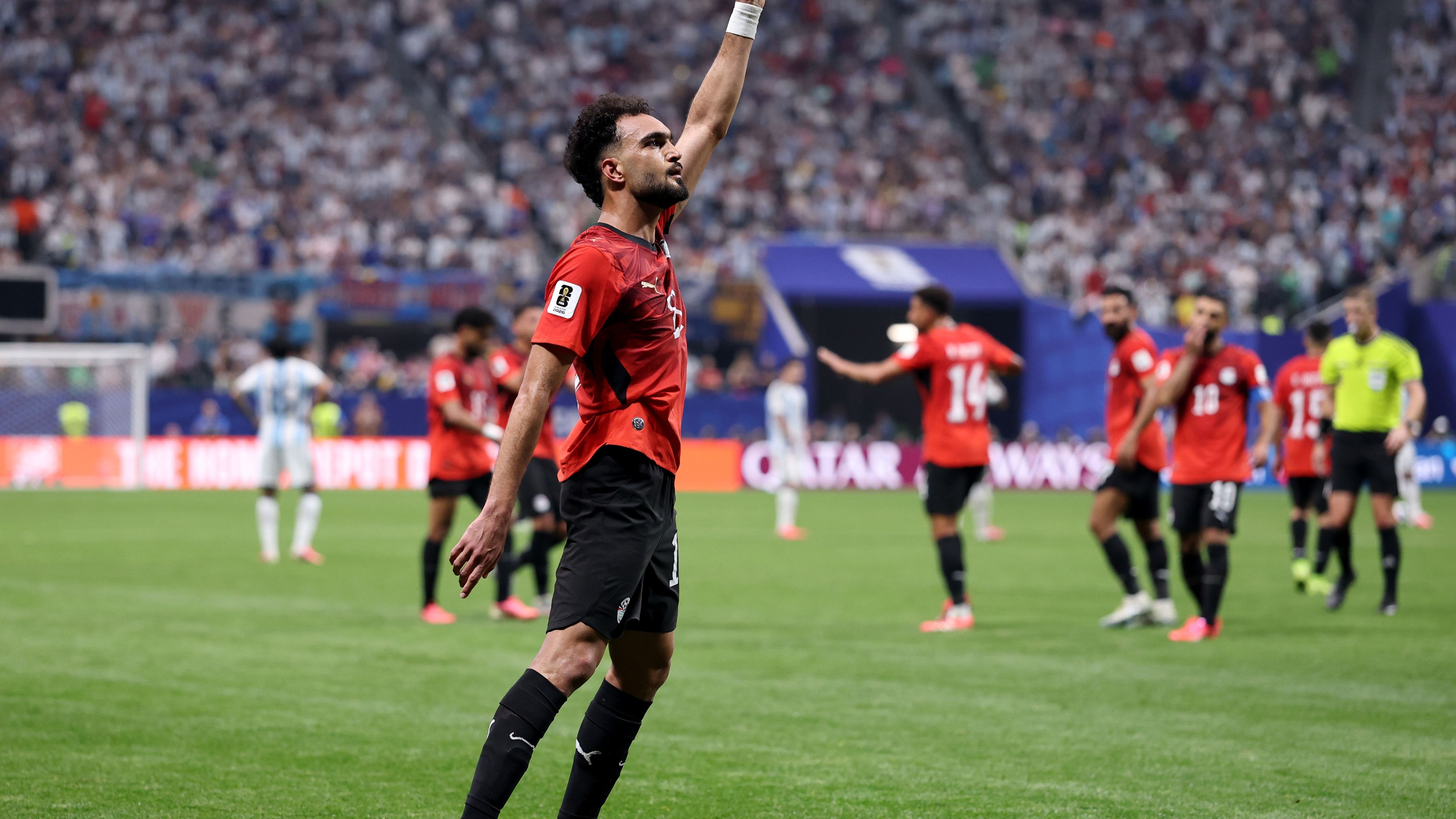 هدف مصطفى زيكو يعيد شبح الأسطورة البرازيلية إلى الأرجنتين بعد 44 عامًا