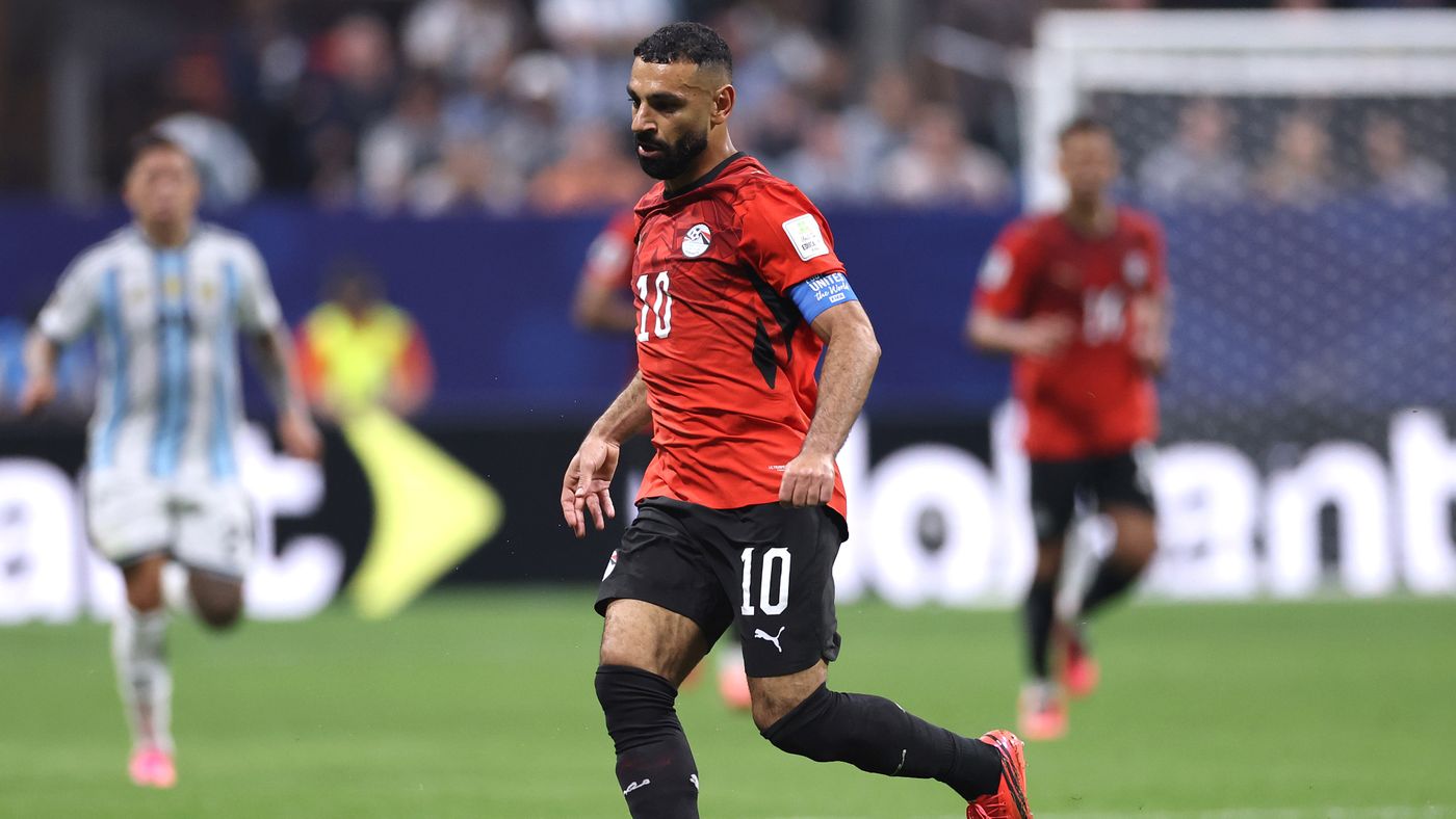 فيديو.. حسن شحاتة: إذا تحدثت عن صلاح سأجرحه
