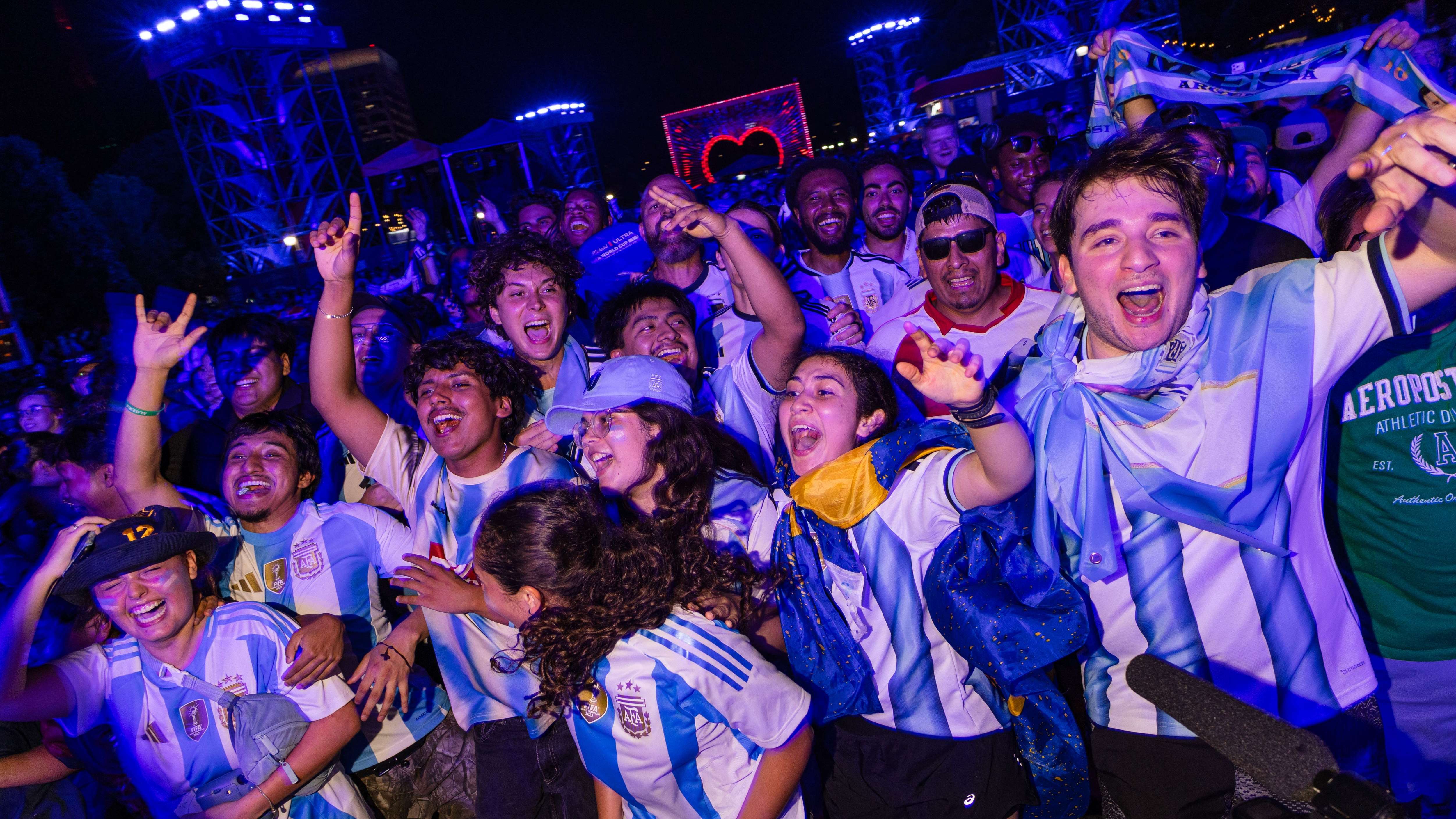 US-FBL-WC-2026-FANS