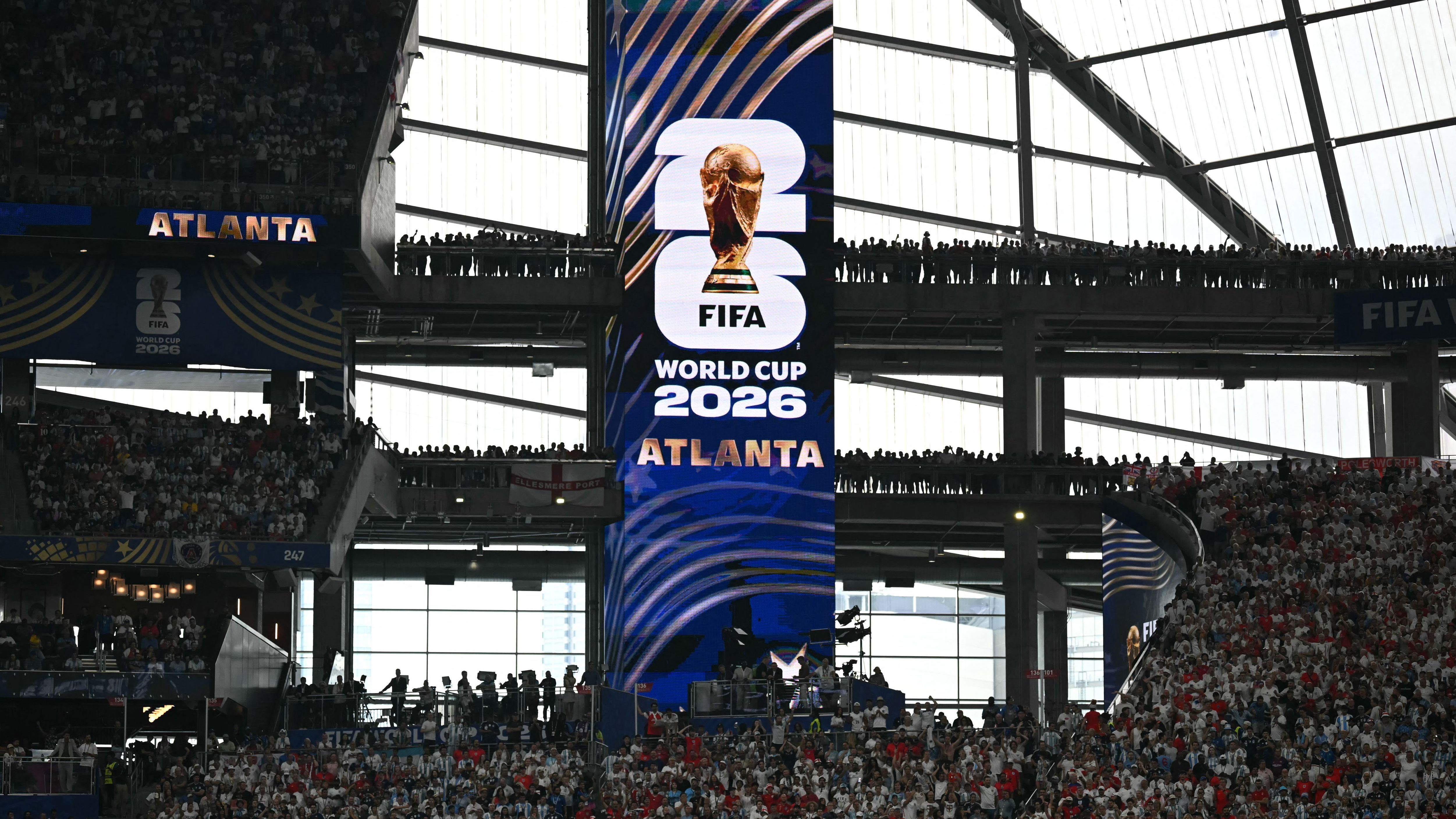 FBL-WC-2026-MATCH102-ENG-ARG-FANS