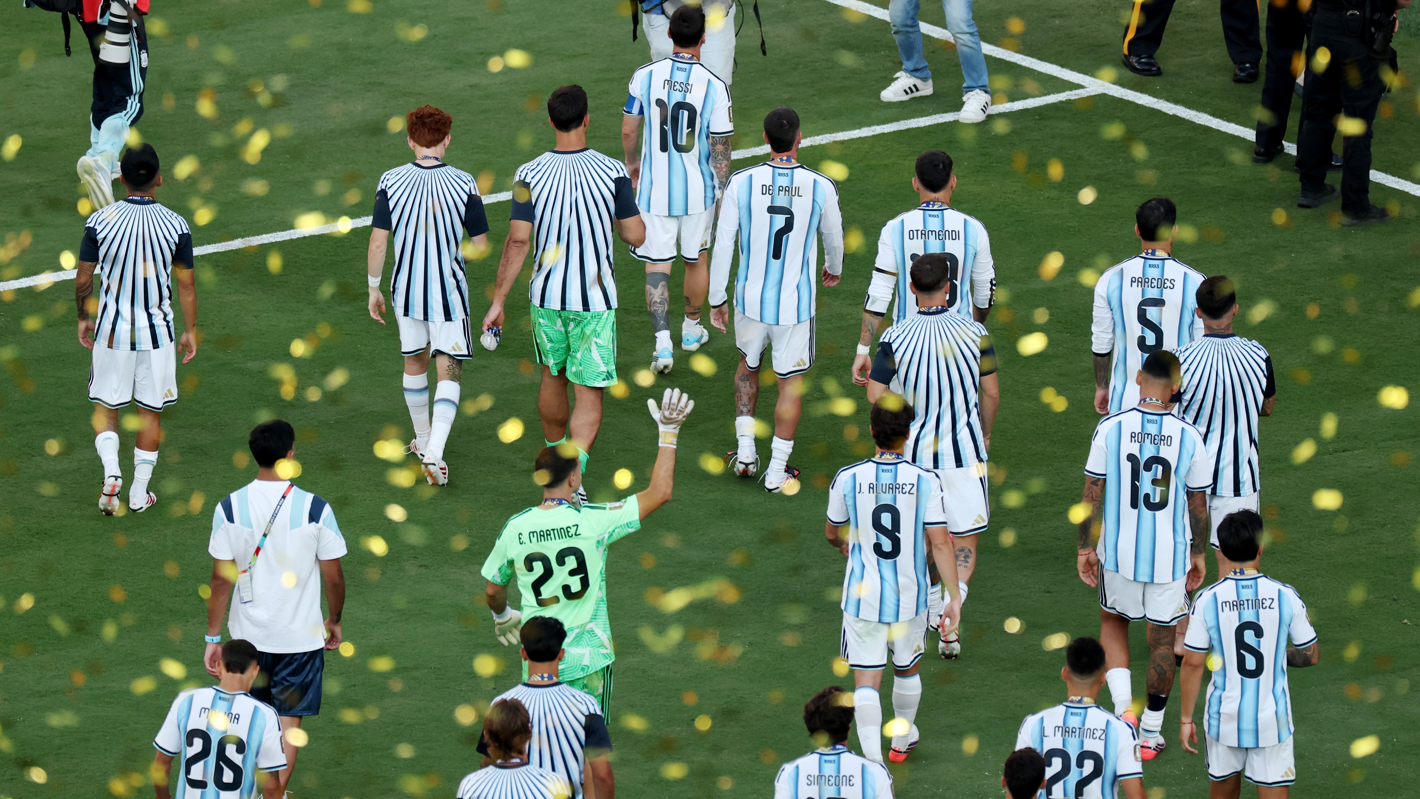 فضيحة رياضية تهز الأرجنتين بعد نهائي كأس العالم: أسوأ سلوك في التاريخ