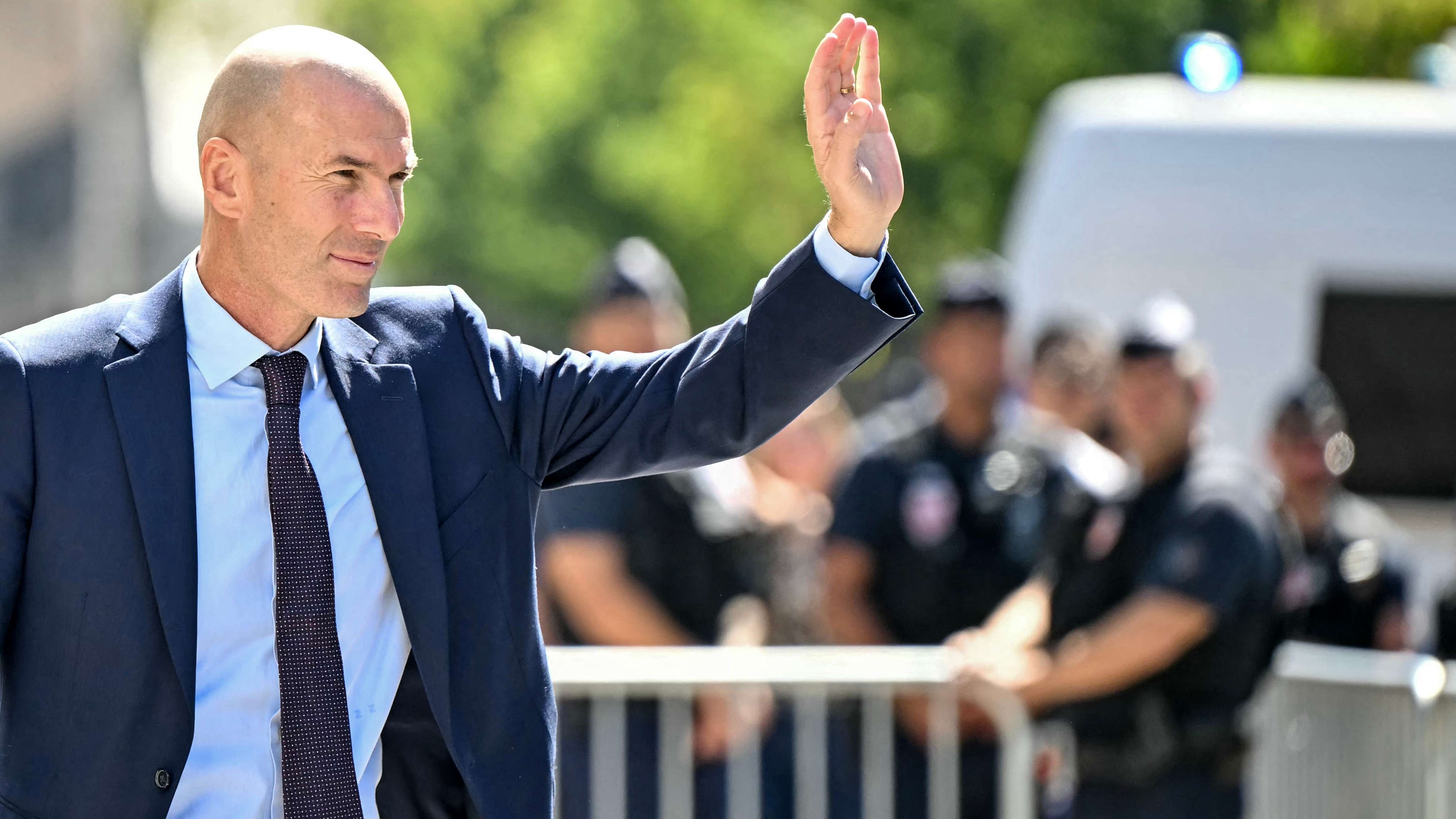 FBL-FRA-ZIDANE-FFF