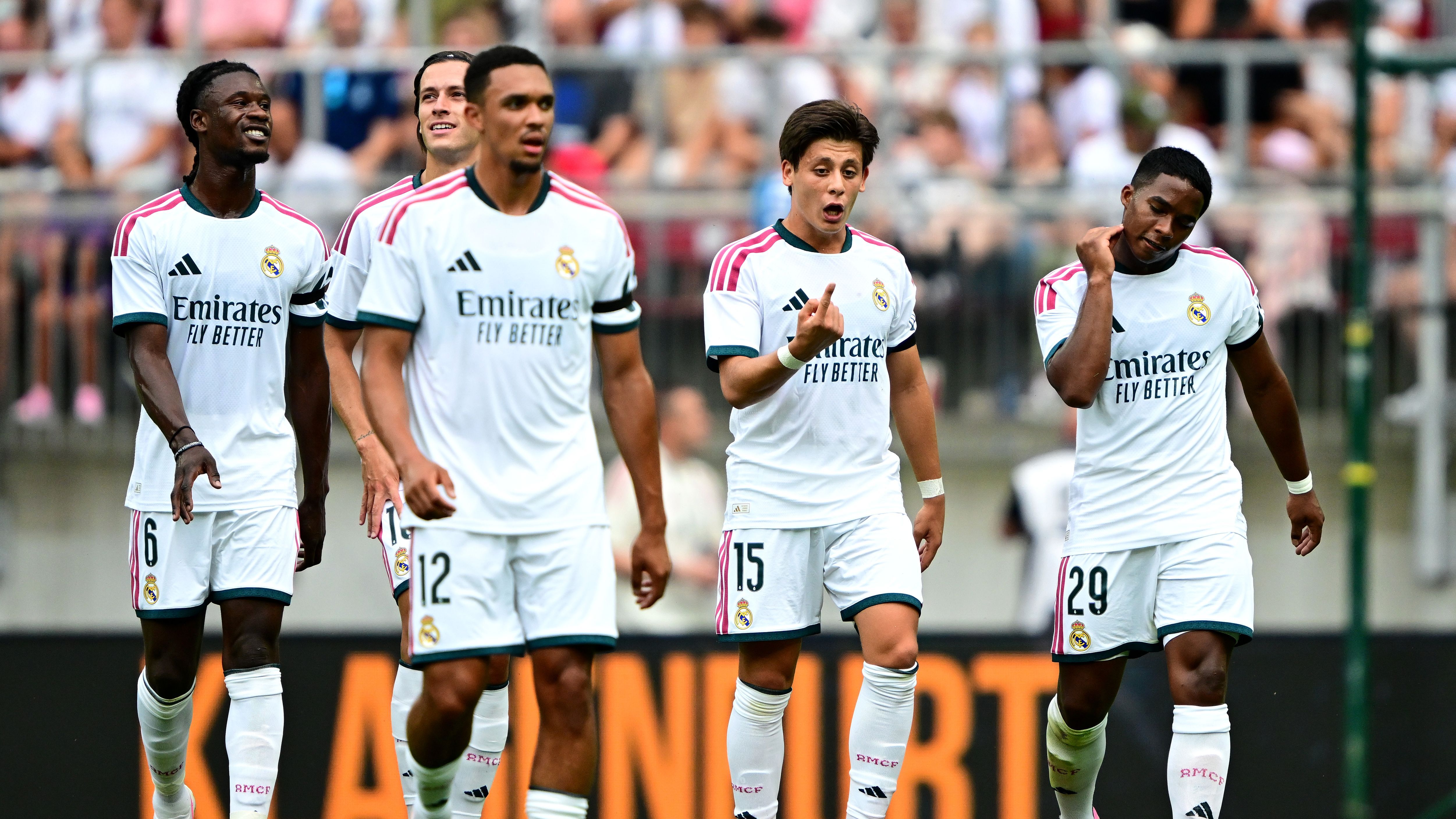 ما القنوات الناقلة لمباراة فرينكفاروزي وريال مدريد الودية التحضرية لموسم 2026-2027؟ وكيف تشاهدها عبر الإنترنت؟
