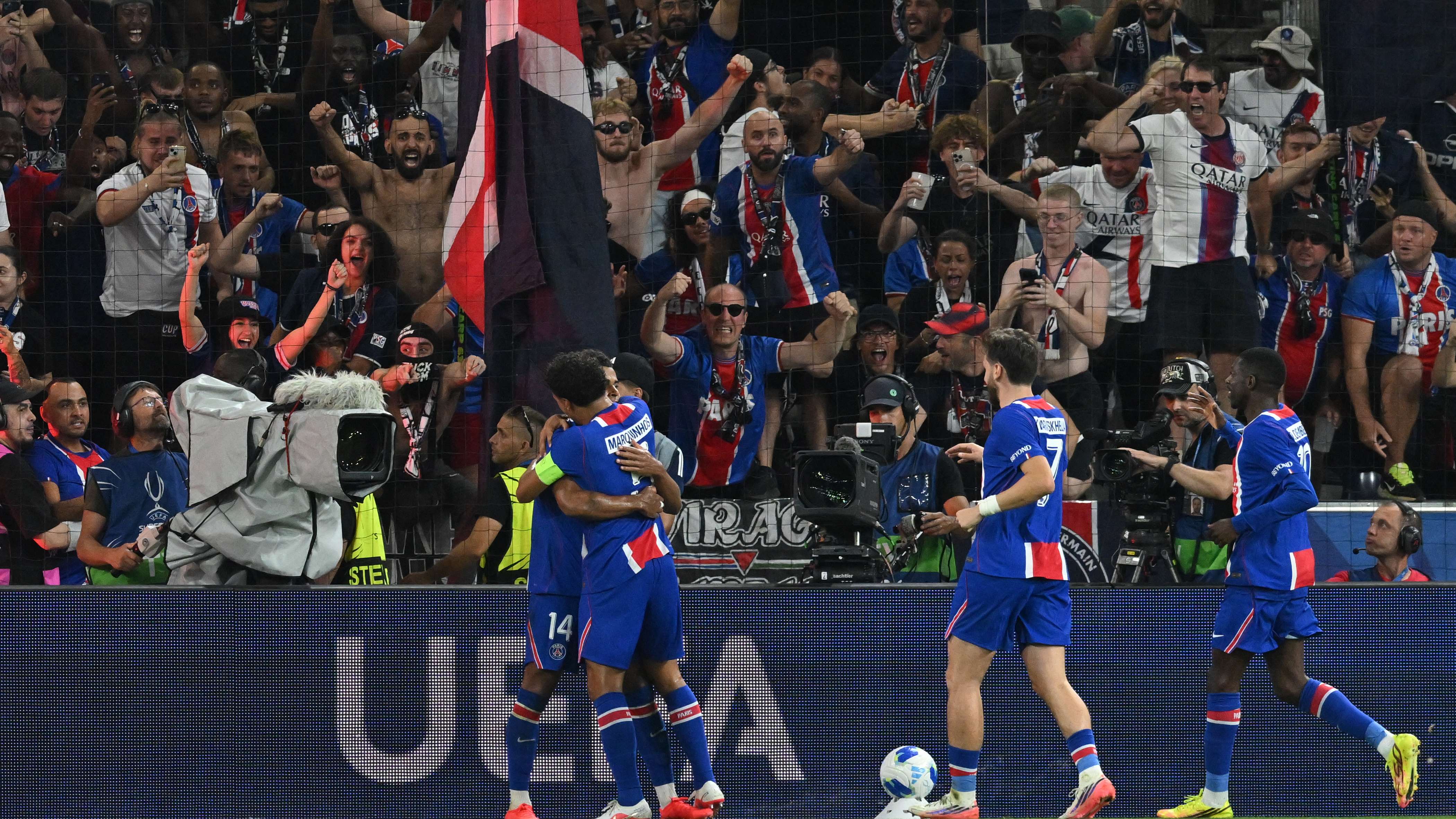 FBL-EUR-SUPERCUP-PSG-ASTON VILLA