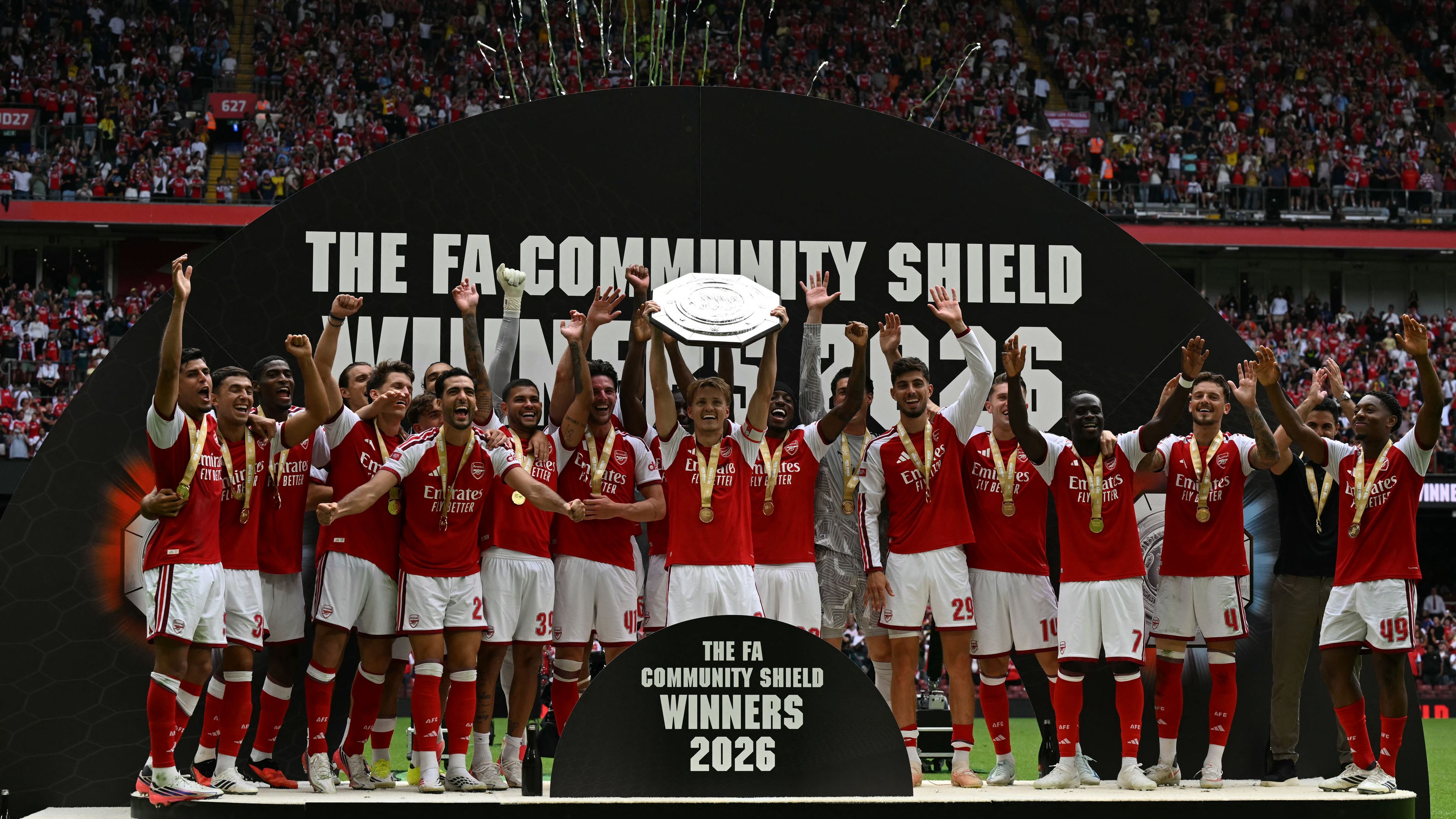 فيديو: بالثلاثة.. آرسنال يتلاعب بالسيتي ويتوج بدرع المجتمع الإنجليزي