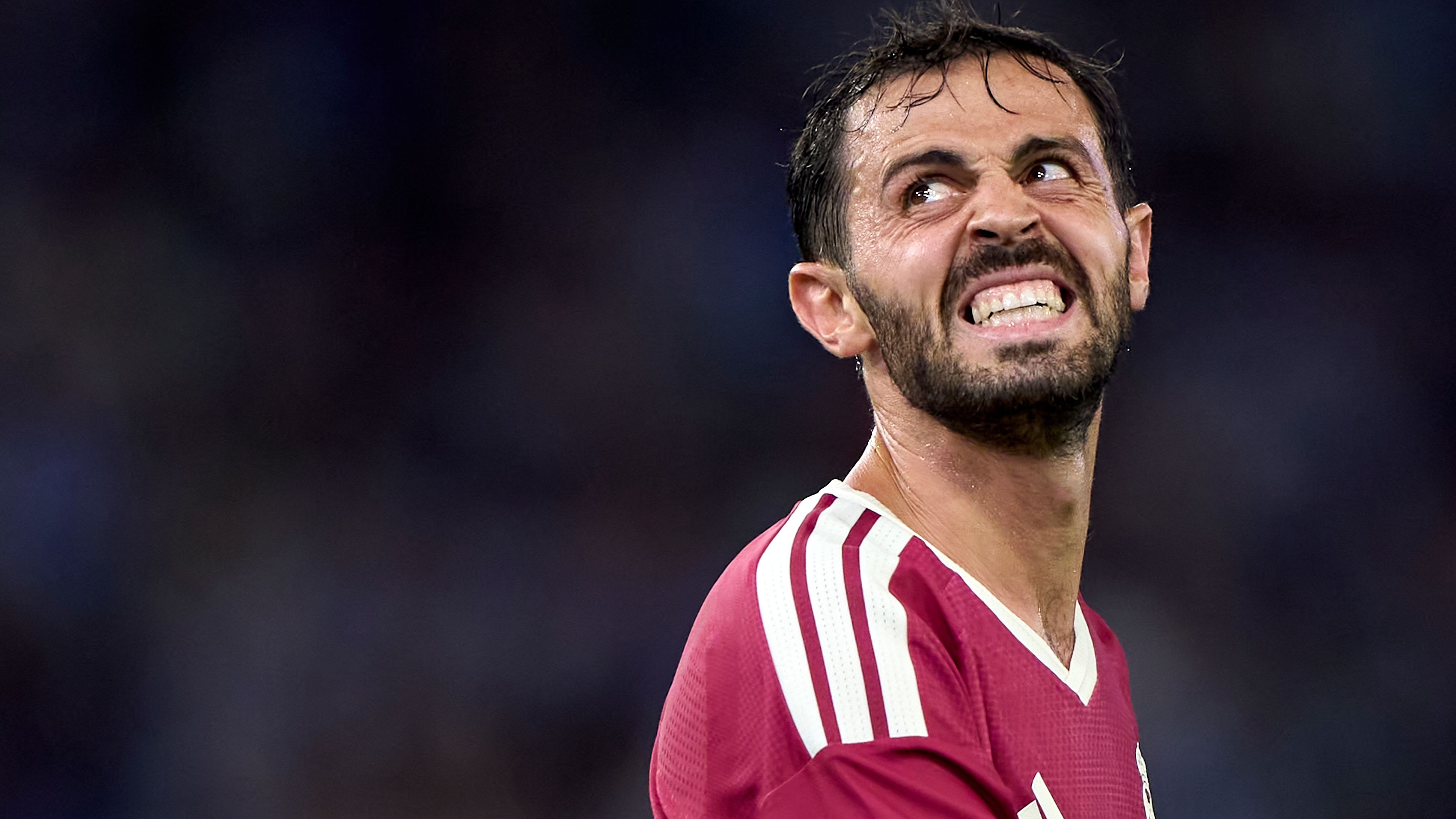 رفض برشلونة فوجد نفسه بالظل.. هل تتشفى كتالونيا في برناردو سيلفا قبل الكلاسيكو؟