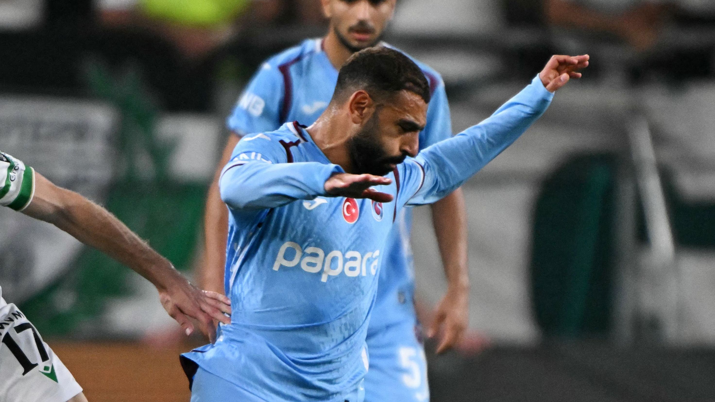 بالفيديو: المصائب تتوالى على صلاح بعد الصدمة الأوروبية