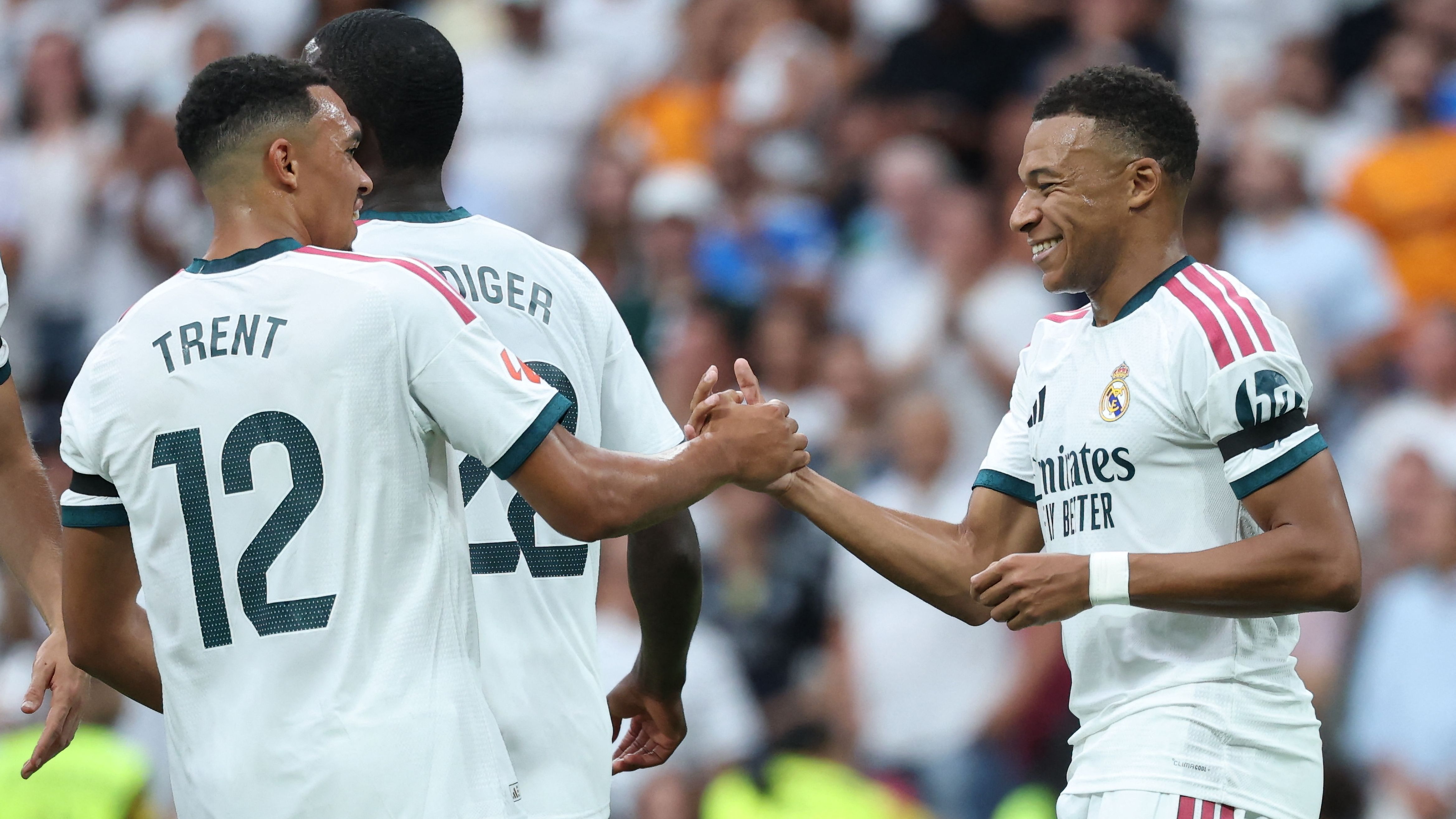 بشرة خير.. ريال مدريد يعيد ذكرى زيدان أمام مالاجا